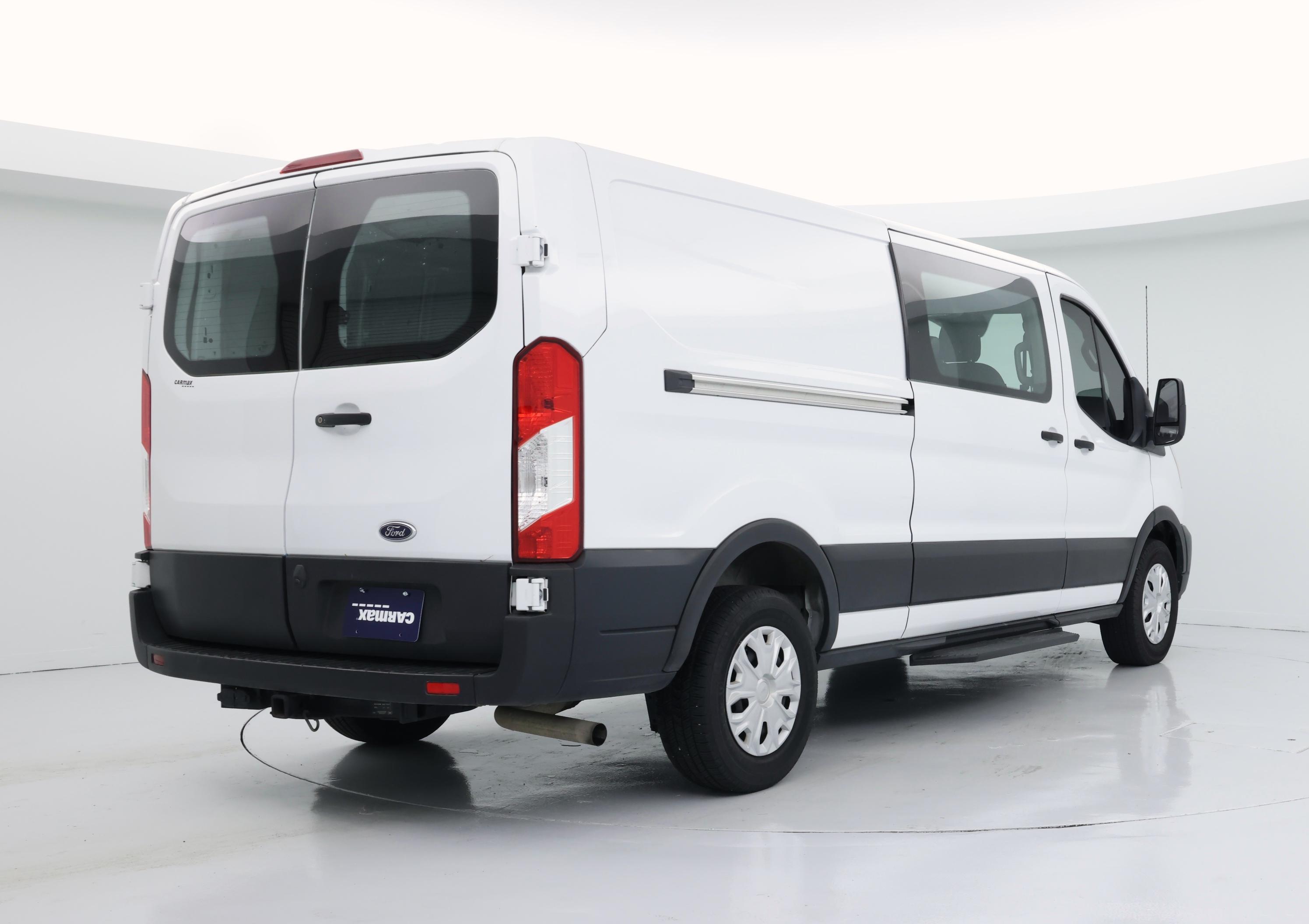 Thumbnail: 2022 Ford Transit Series - 8
