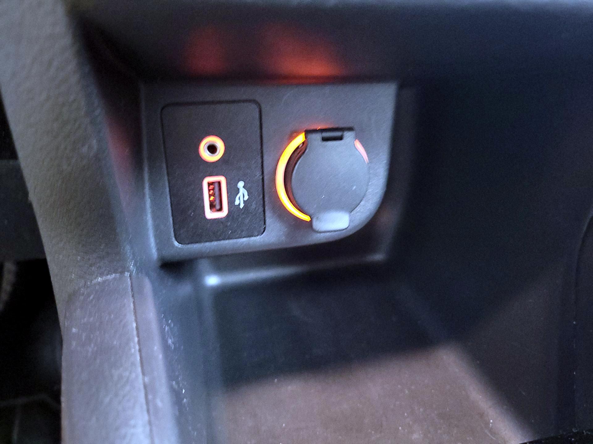 Thumbnail: 2020 Nissan Kicks - 18