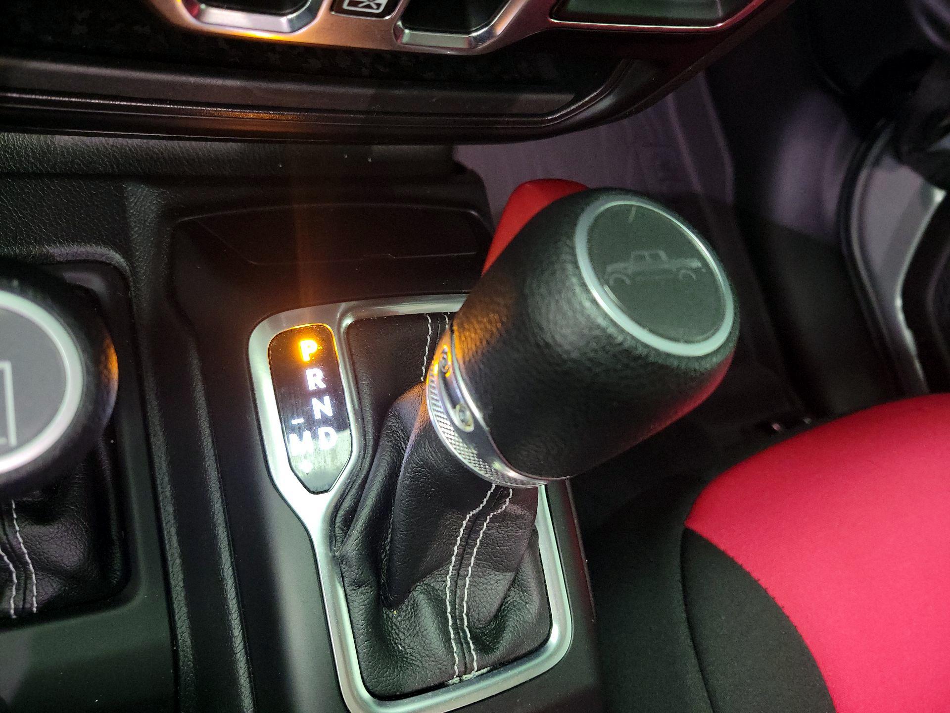 Thumbnail: 2023 Jeep Gladiator - 18