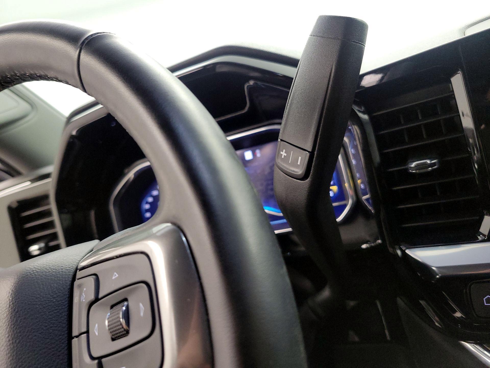 Thumbnail: 2023 Chevrolet Silverado 1500 - 18