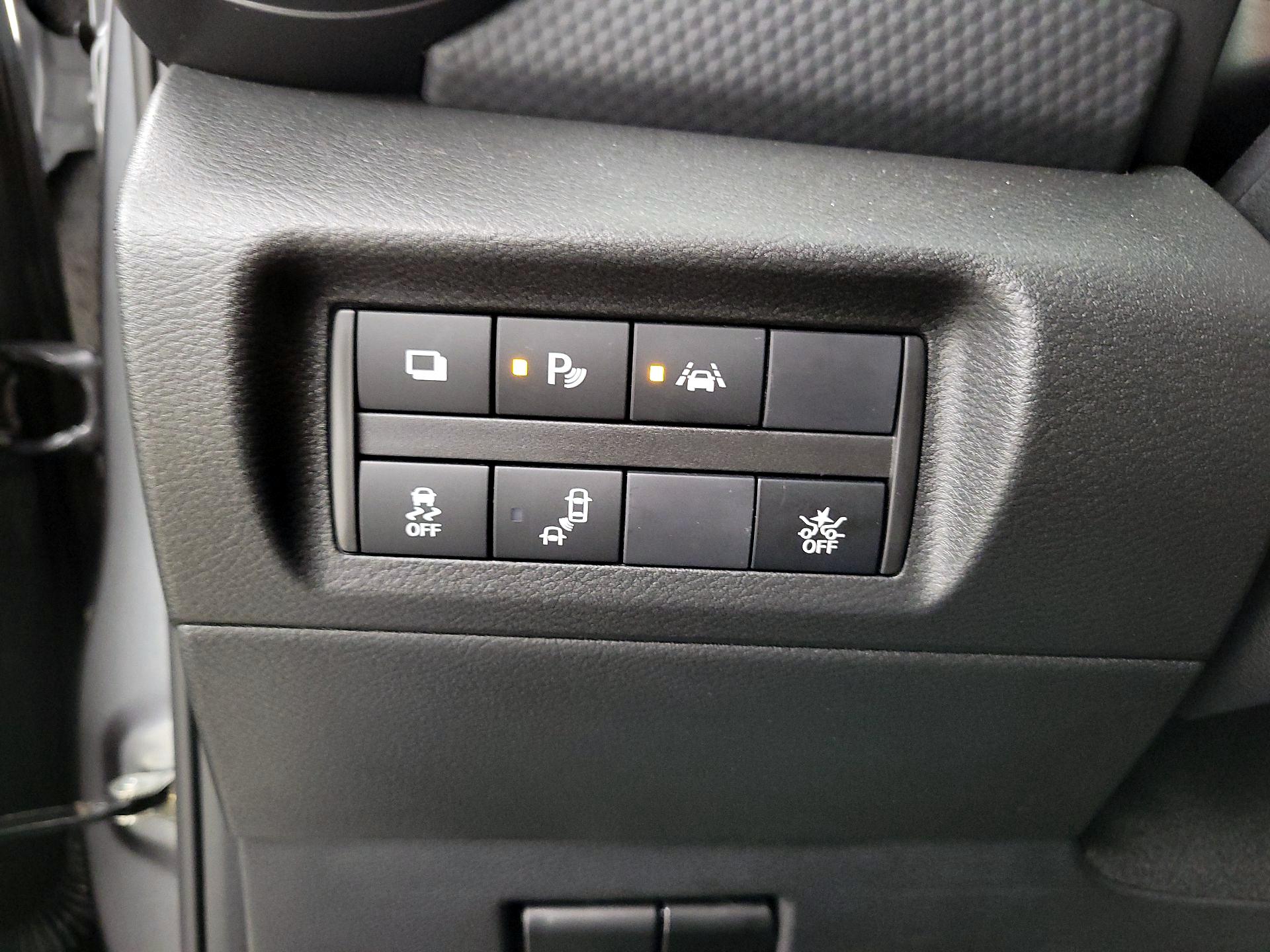 Thumbnail: 2024 Nissan Kicks - 13