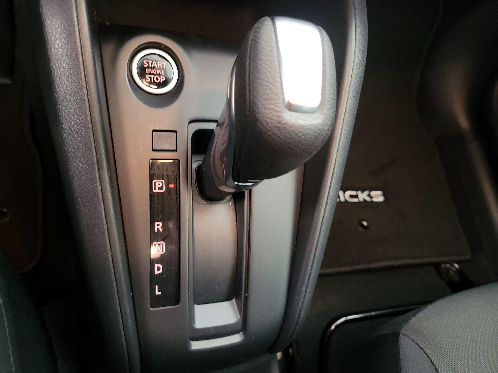 Thumbnail: 2024 Nissan Kicks - 17