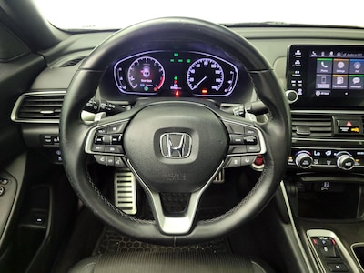 Steering Wheel & Instrument Cluster (On)