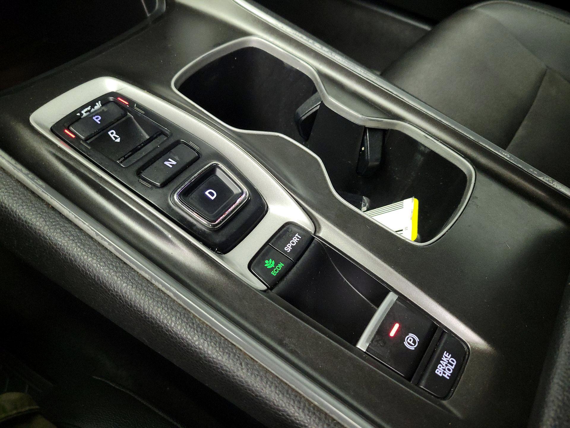 Thumbnail: 2019 Honda Accord - 17