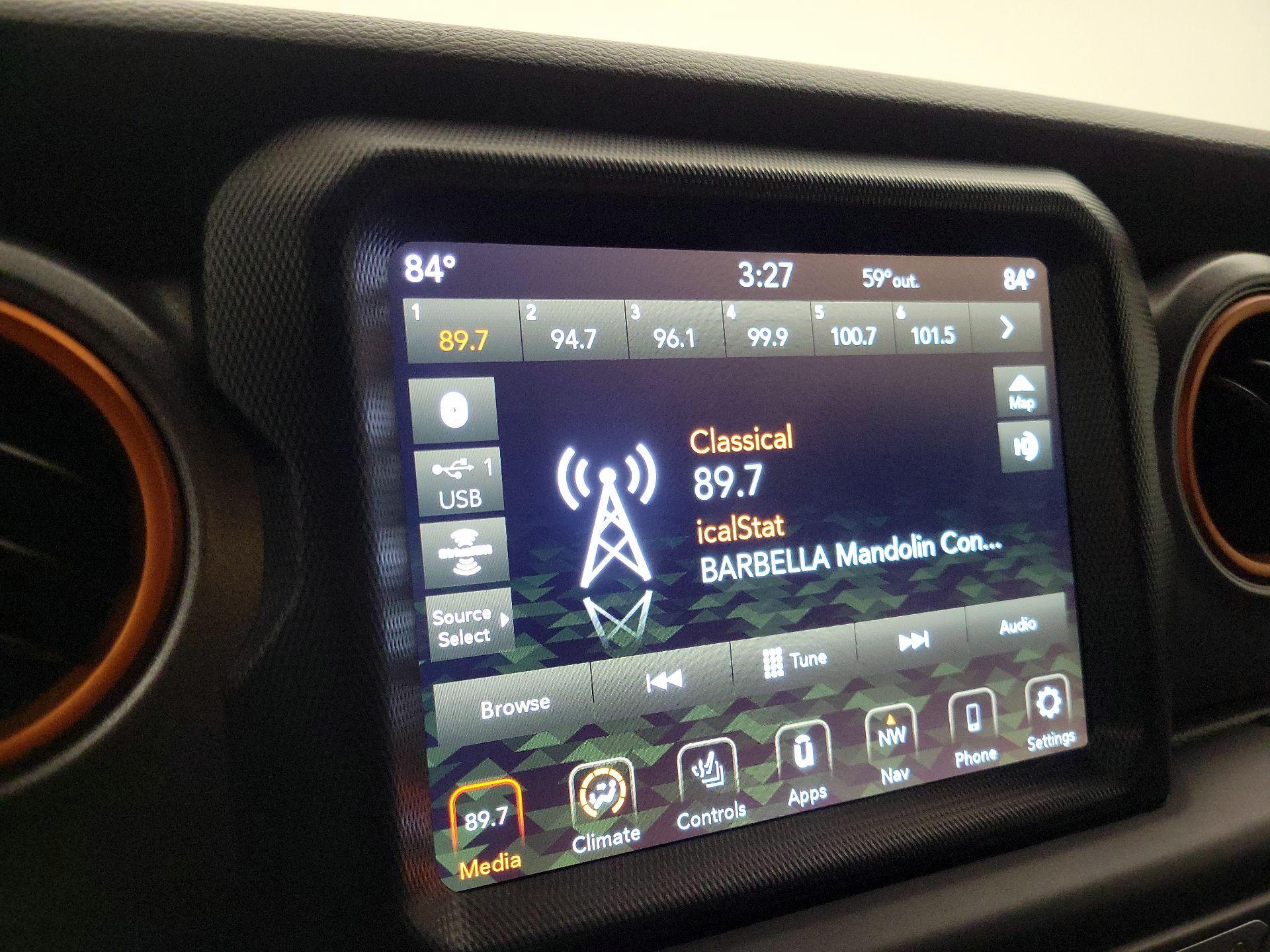 Thumbnail: 2023 Jeep Gladiator - 16