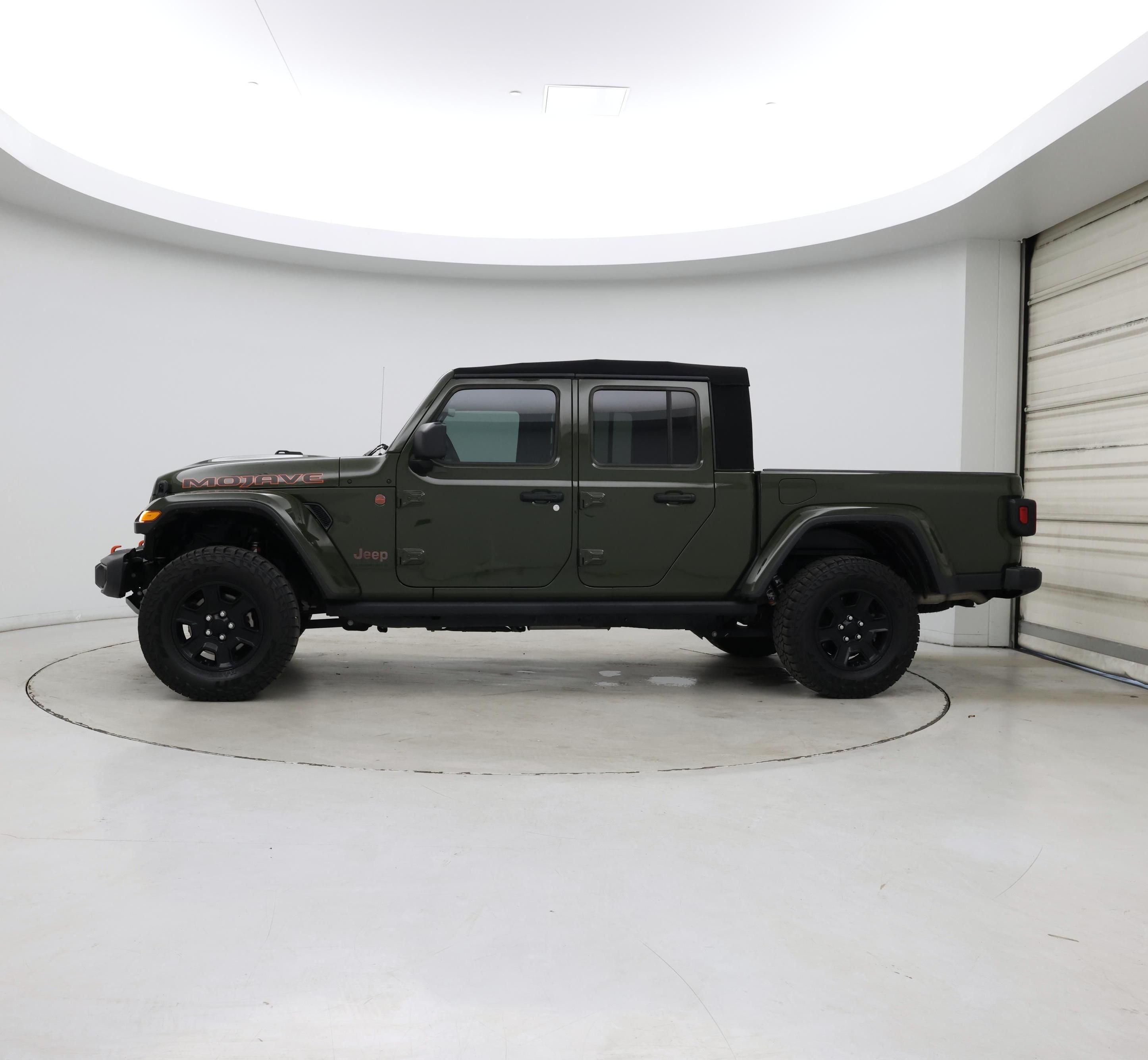 Thumbnail: 2023 Jeep Gladiator - 3