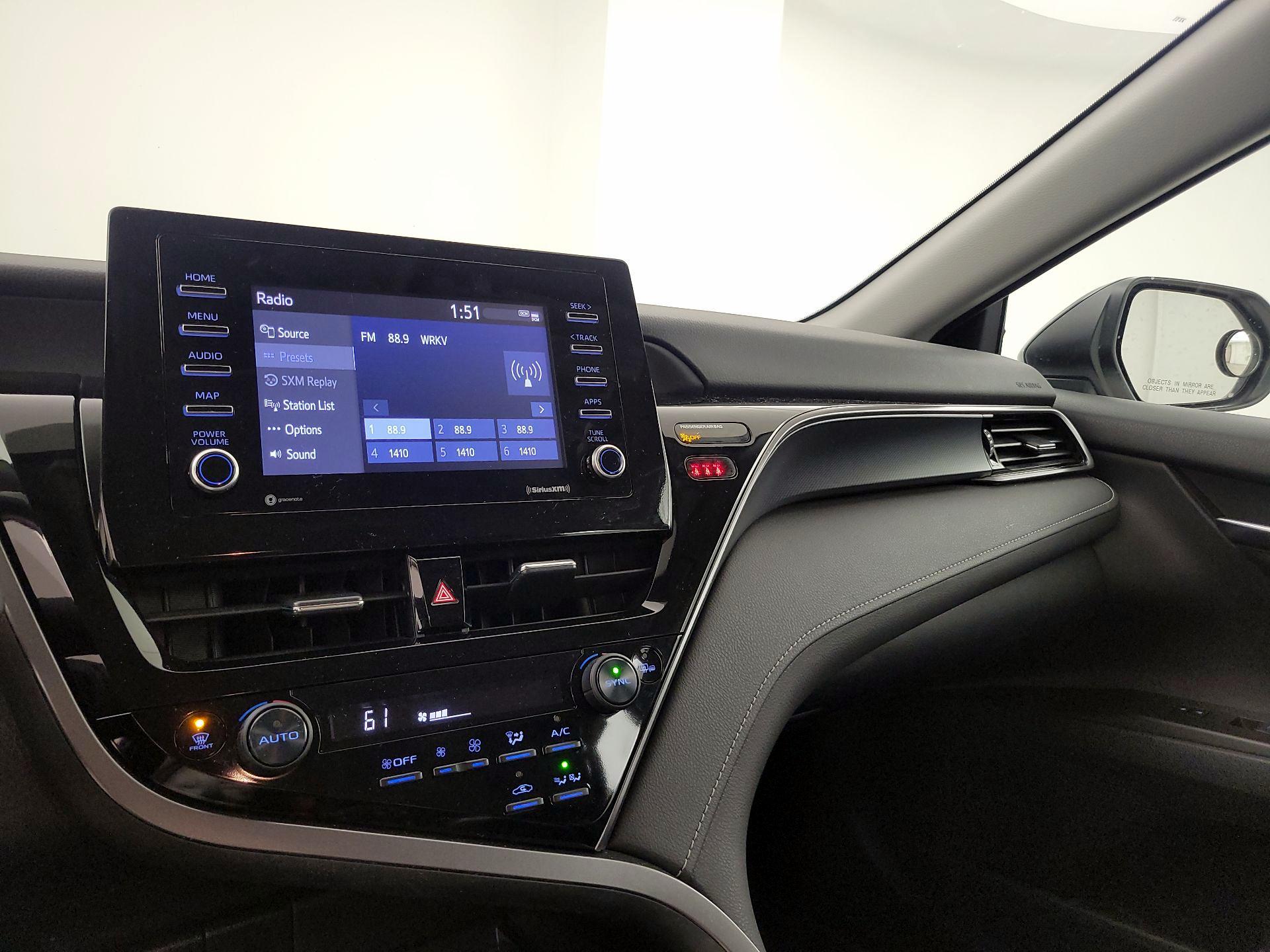 Thumbnail: 2022 Toyota Camry - 15