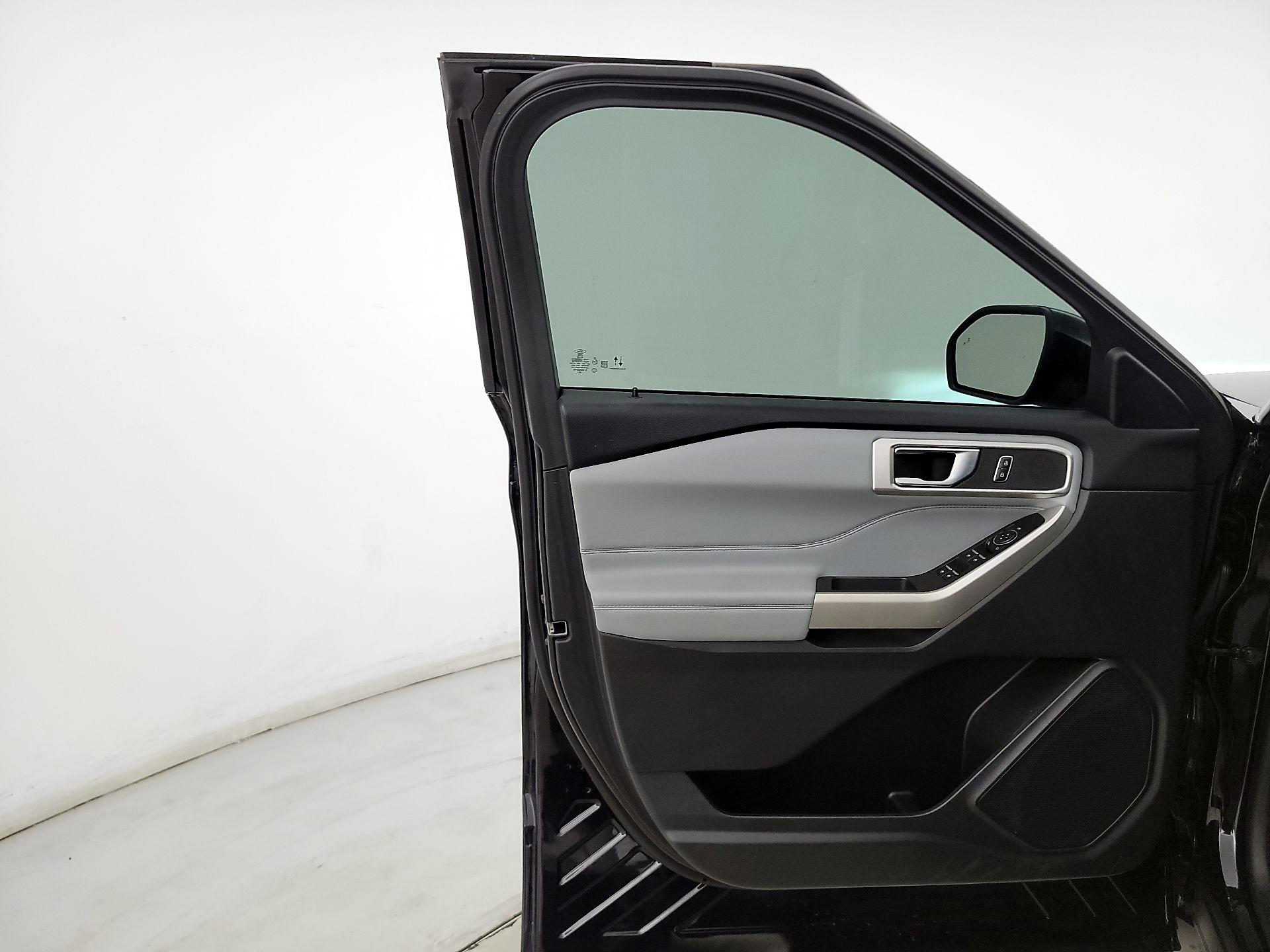 Thumbnail: 2023 Ford Explorer - 12