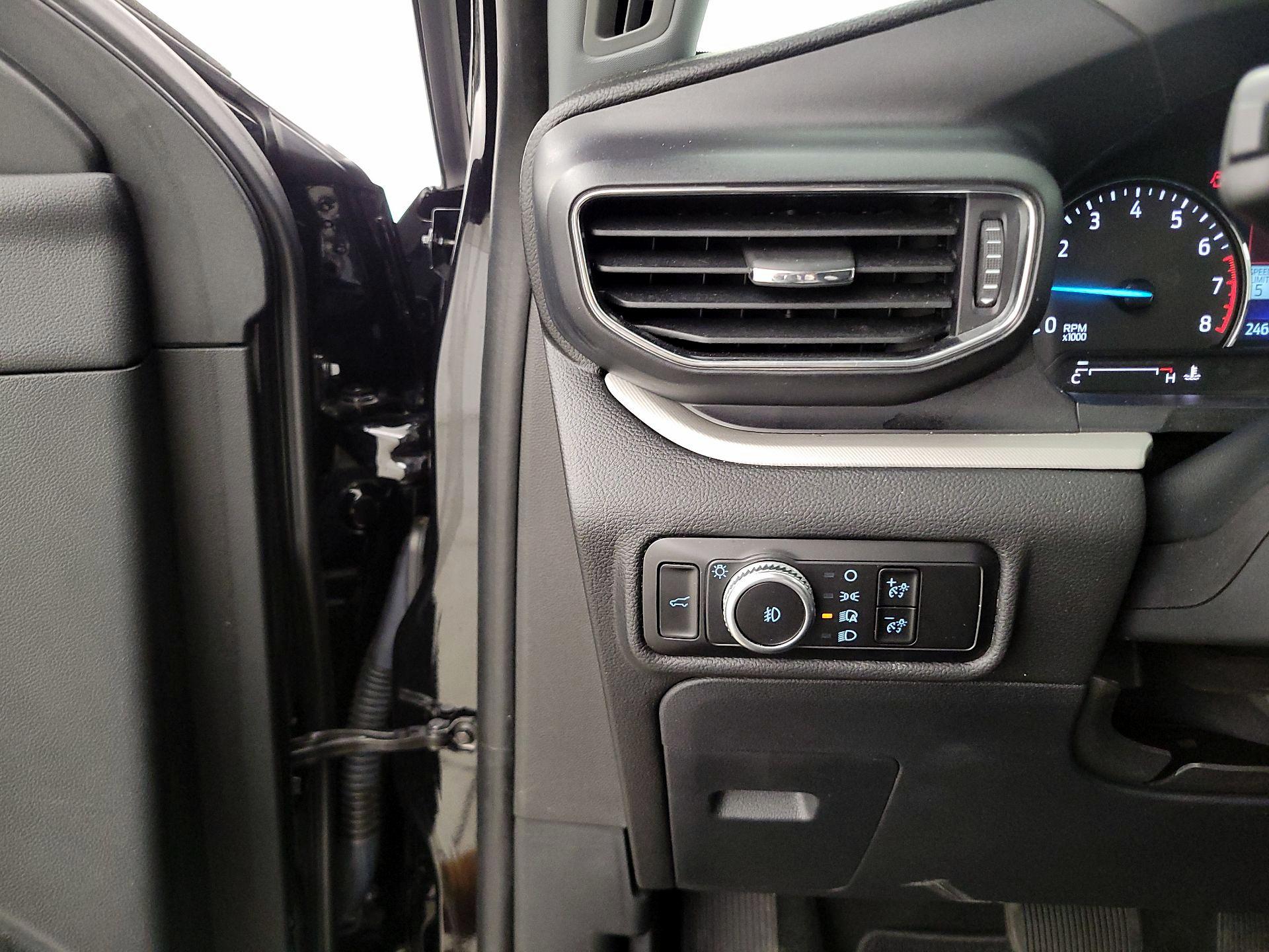 Thumbnail: 2023 Ford Explorer - 13