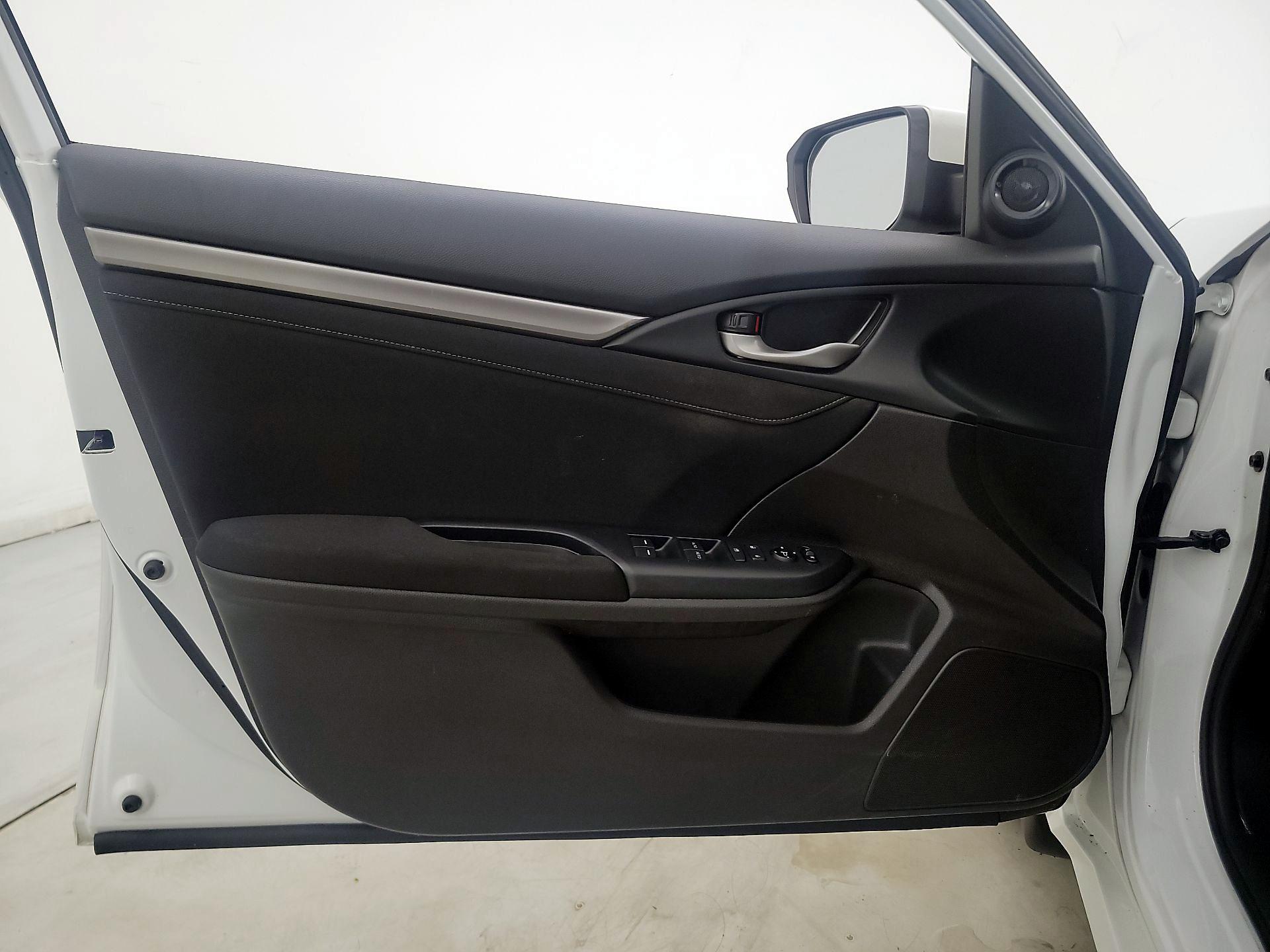 Thumbnail: 2020 Honda Civic - 12