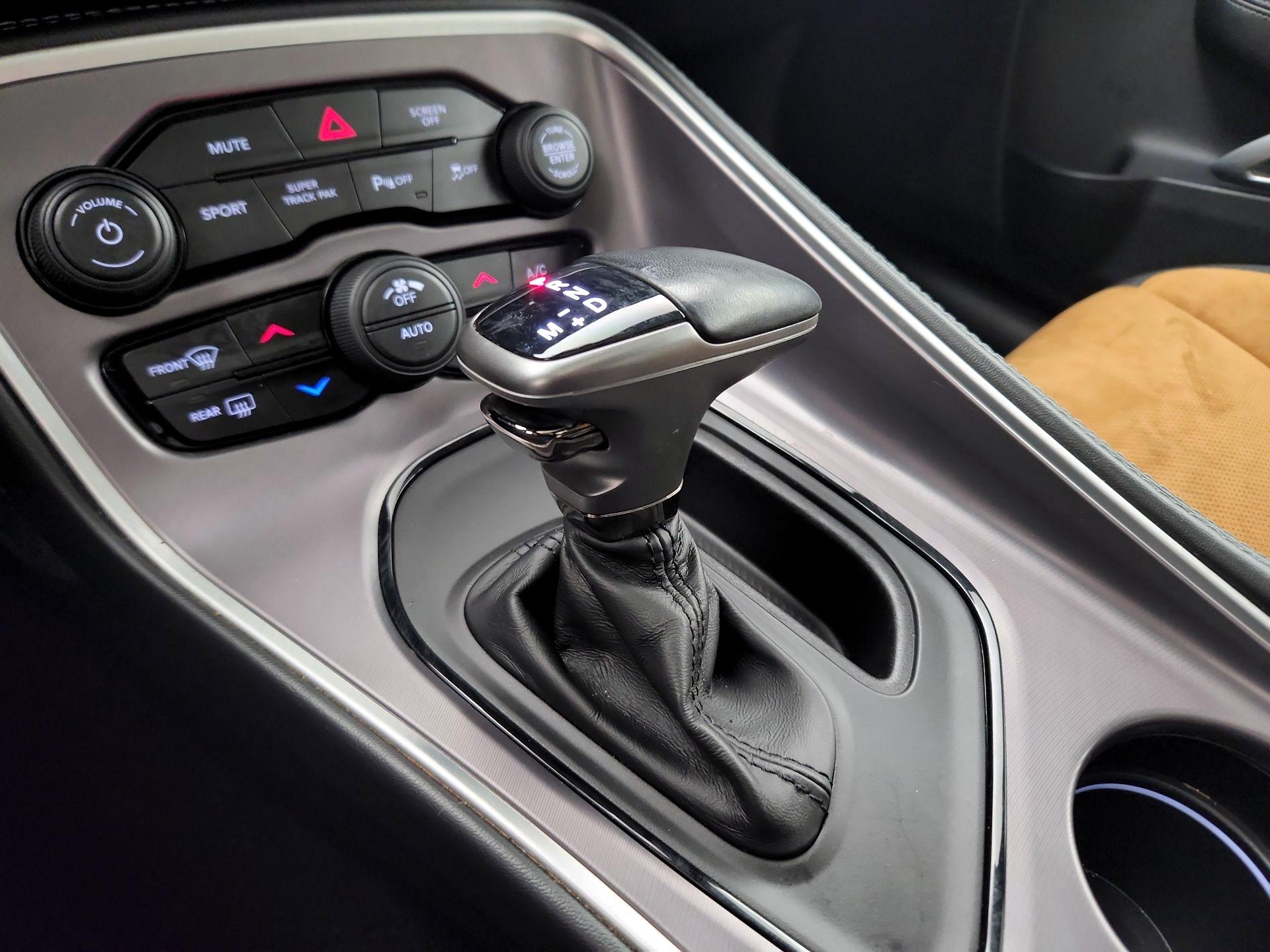 Thumbnail: 2021 Dodge Challenger - 17