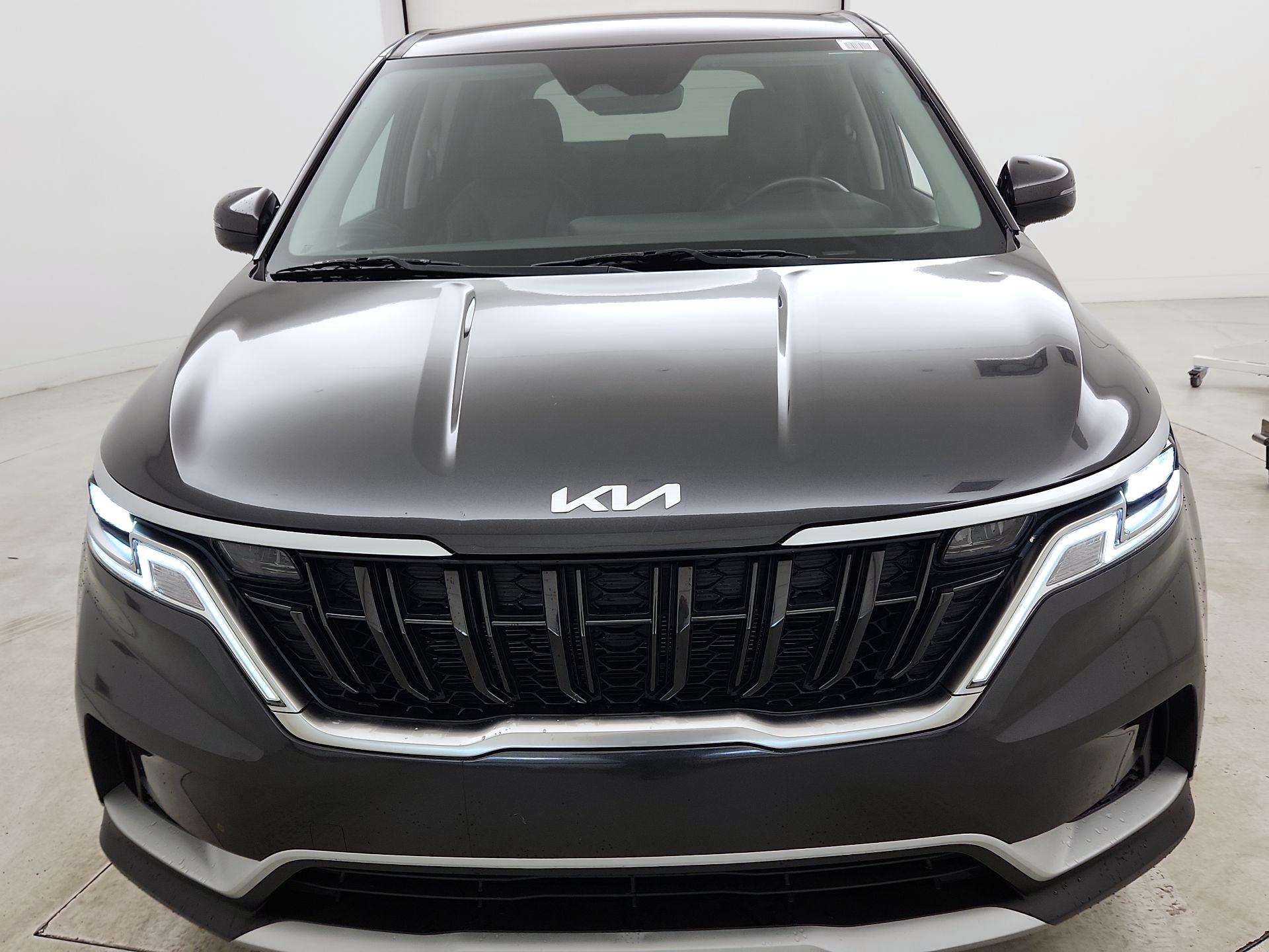 Thumbnail: 2023 Kia Carnival - 2