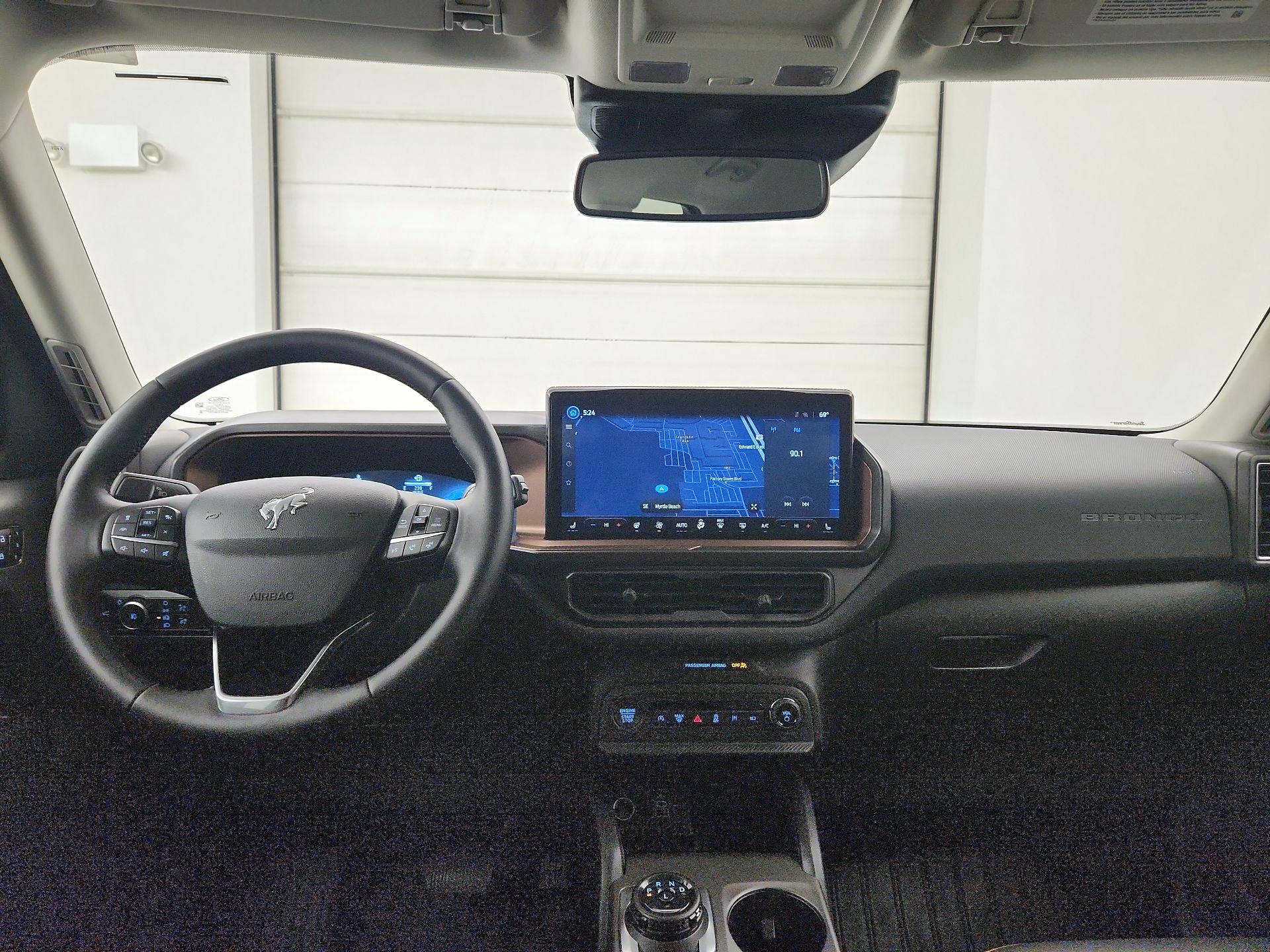 Thumbnail: 2025 Ford Bronco Sport - 9