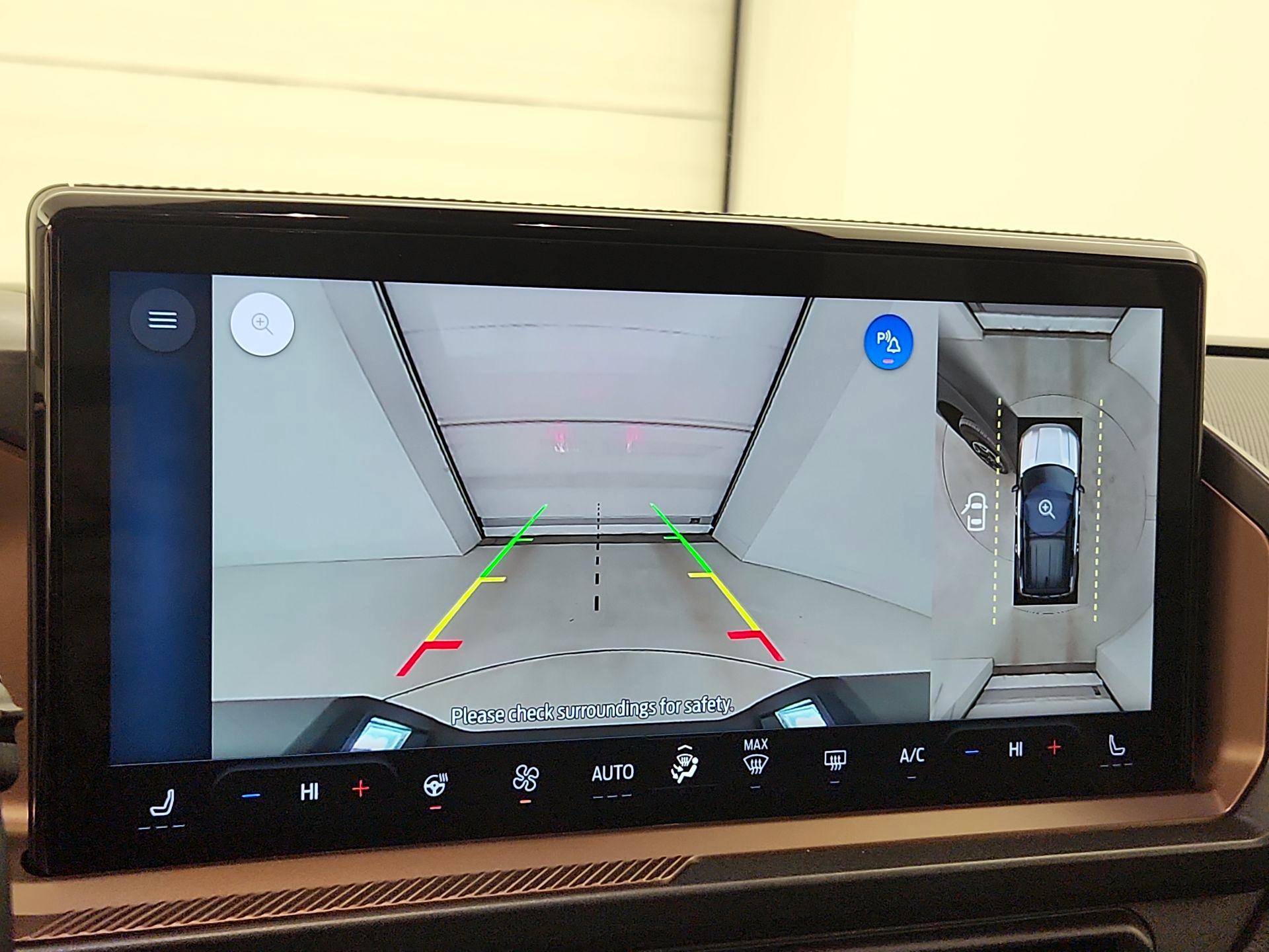 Thumbnail: 2025 Ford Bronco Sport - 15