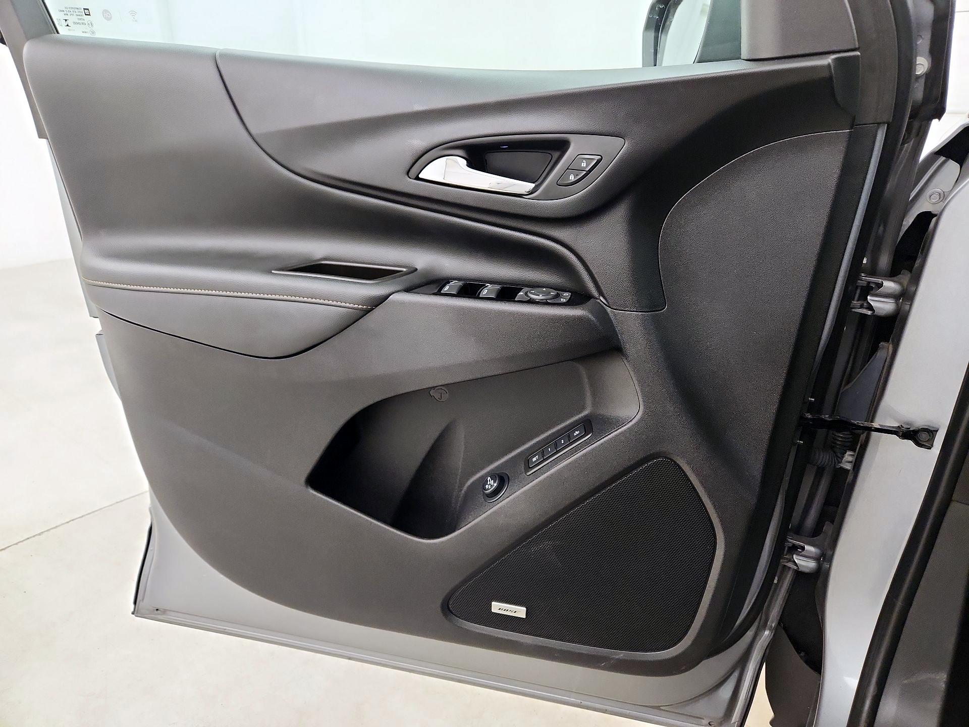 Thumbnail: 2023 Chevrolet Equinox - 12