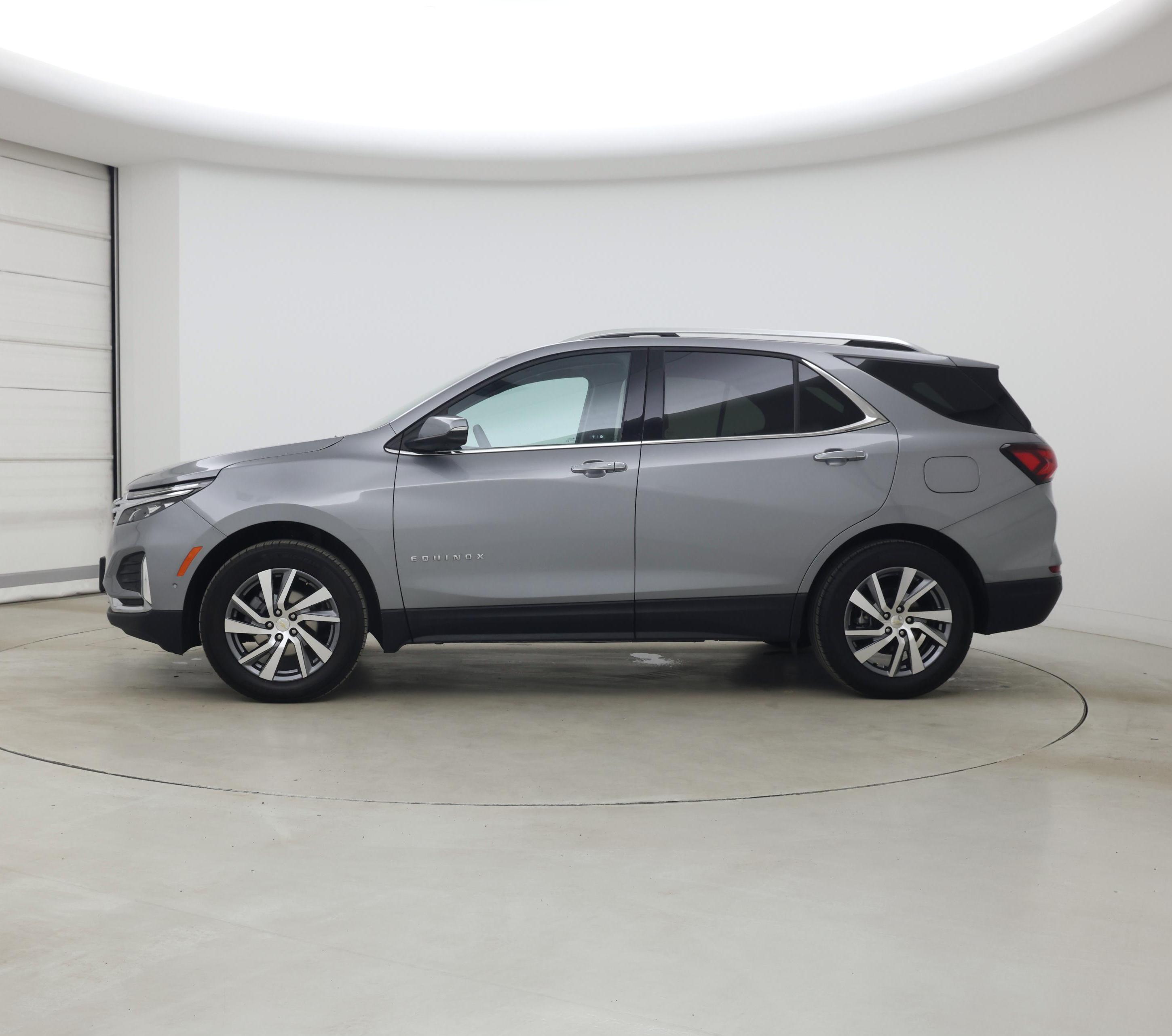 Thumbnail: 2023 Chevrolet Equinox - 3