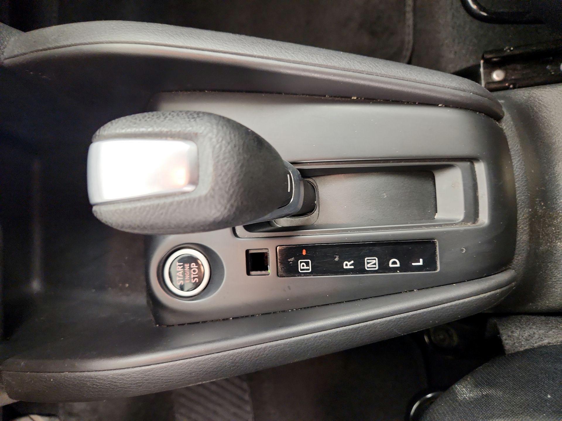 Thumbnail: 2023 Nissan Kicks - 17