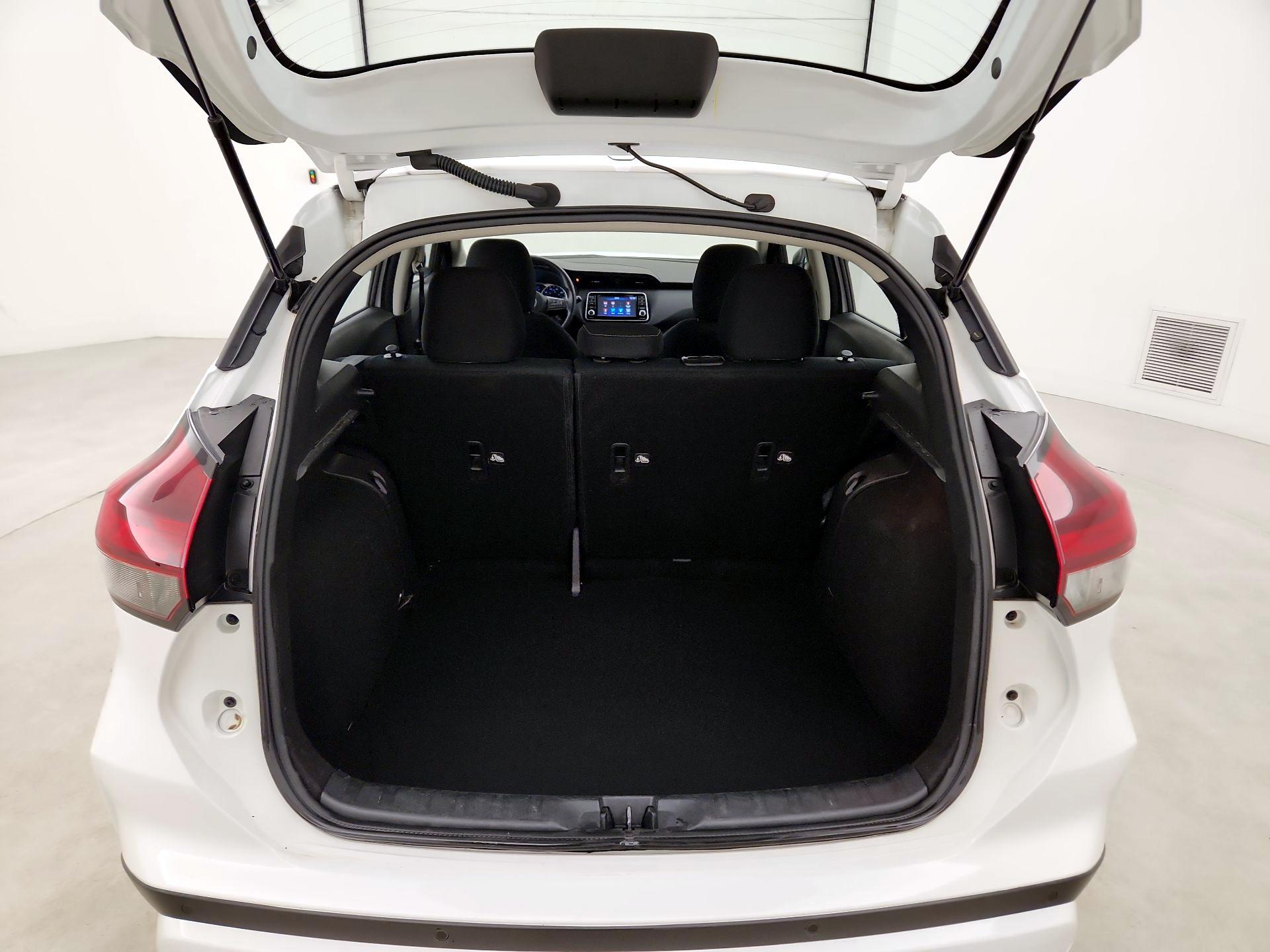 Thumbnail: 2023 Nissan Kicks - 20