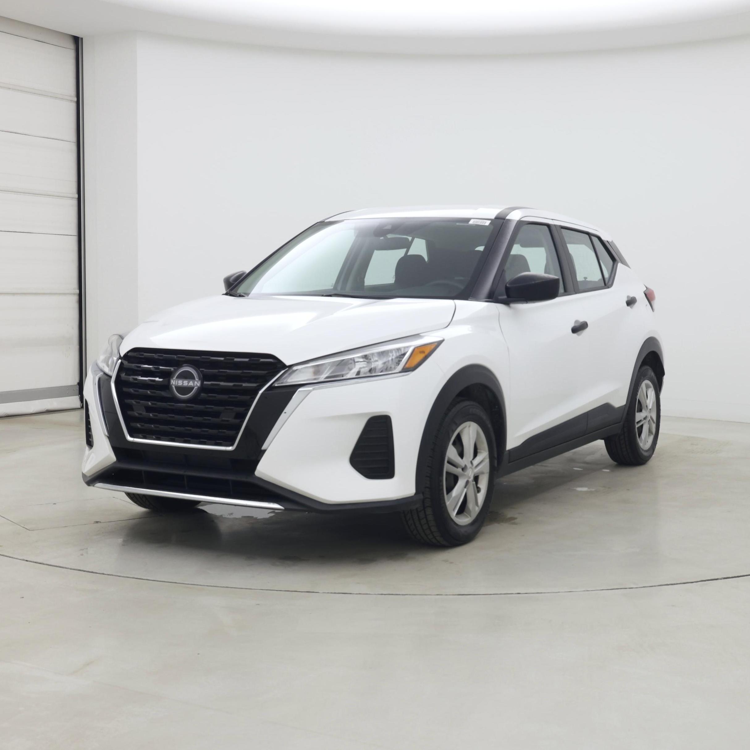 Thumbnail: 2023 Nissan Kicks - 4