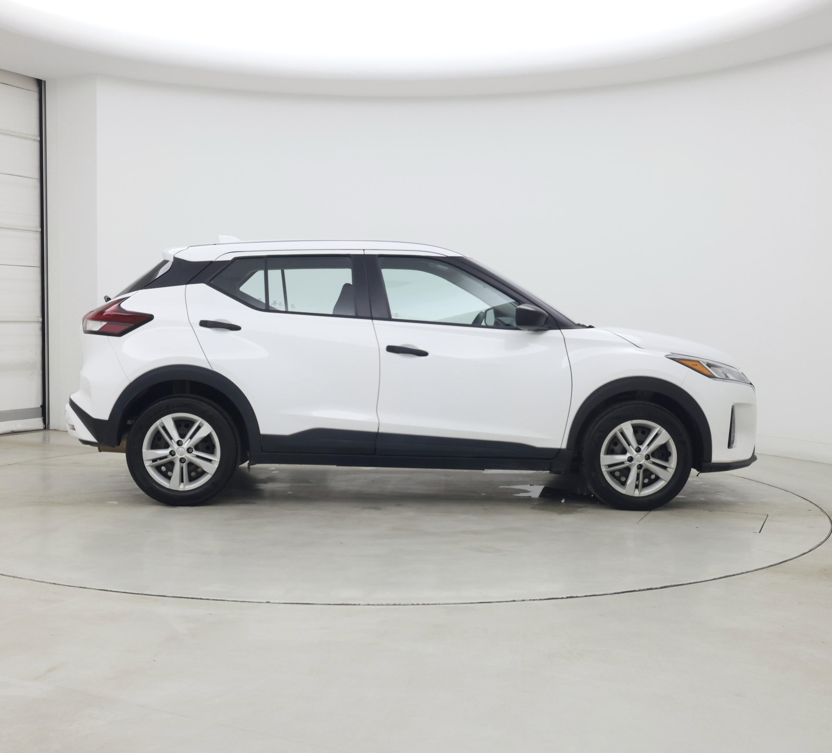 Thumbnail: 2023 Nissan Kicks - 7