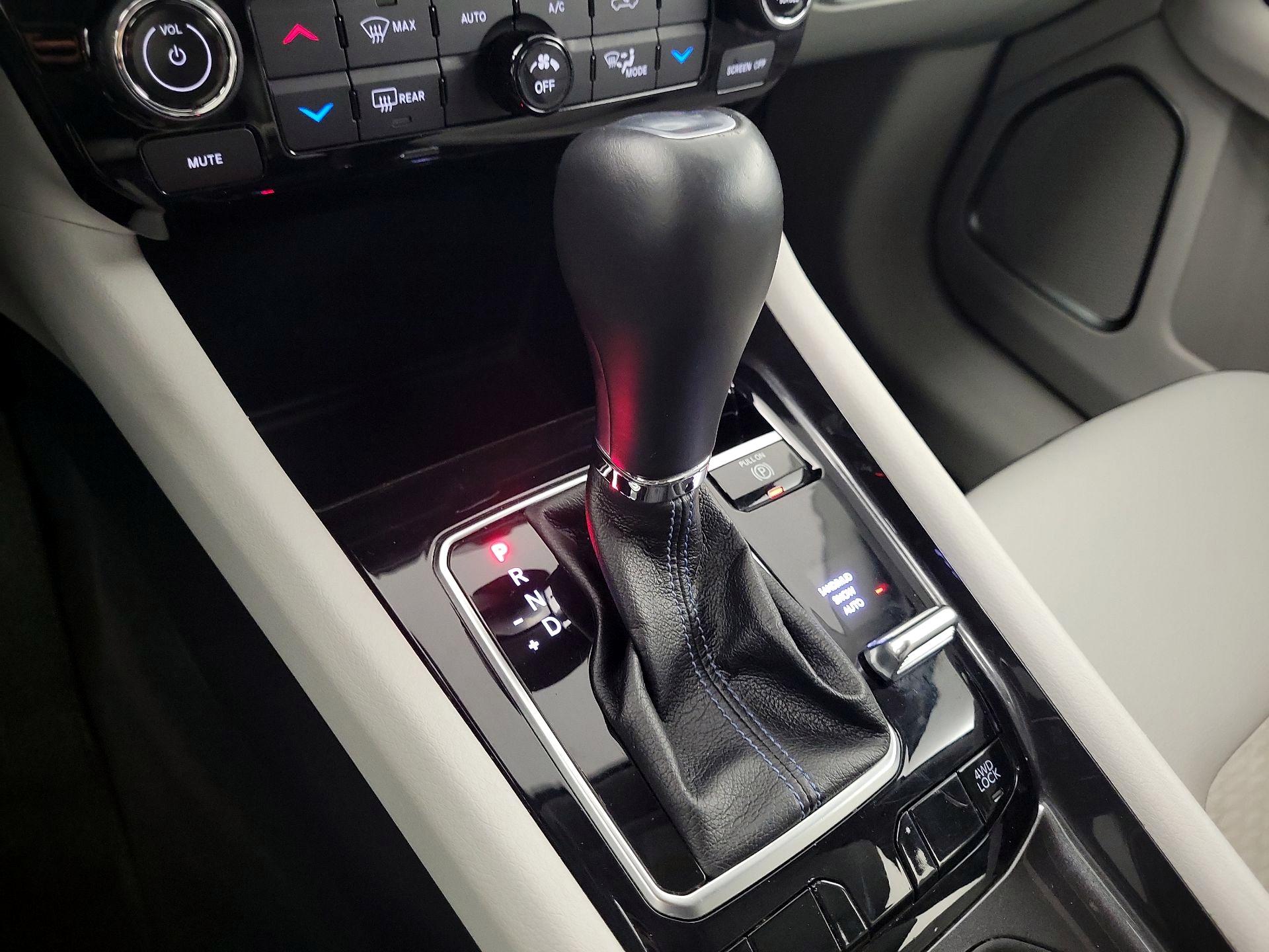 Thumbnail: 2022 Jeep Compass - 15