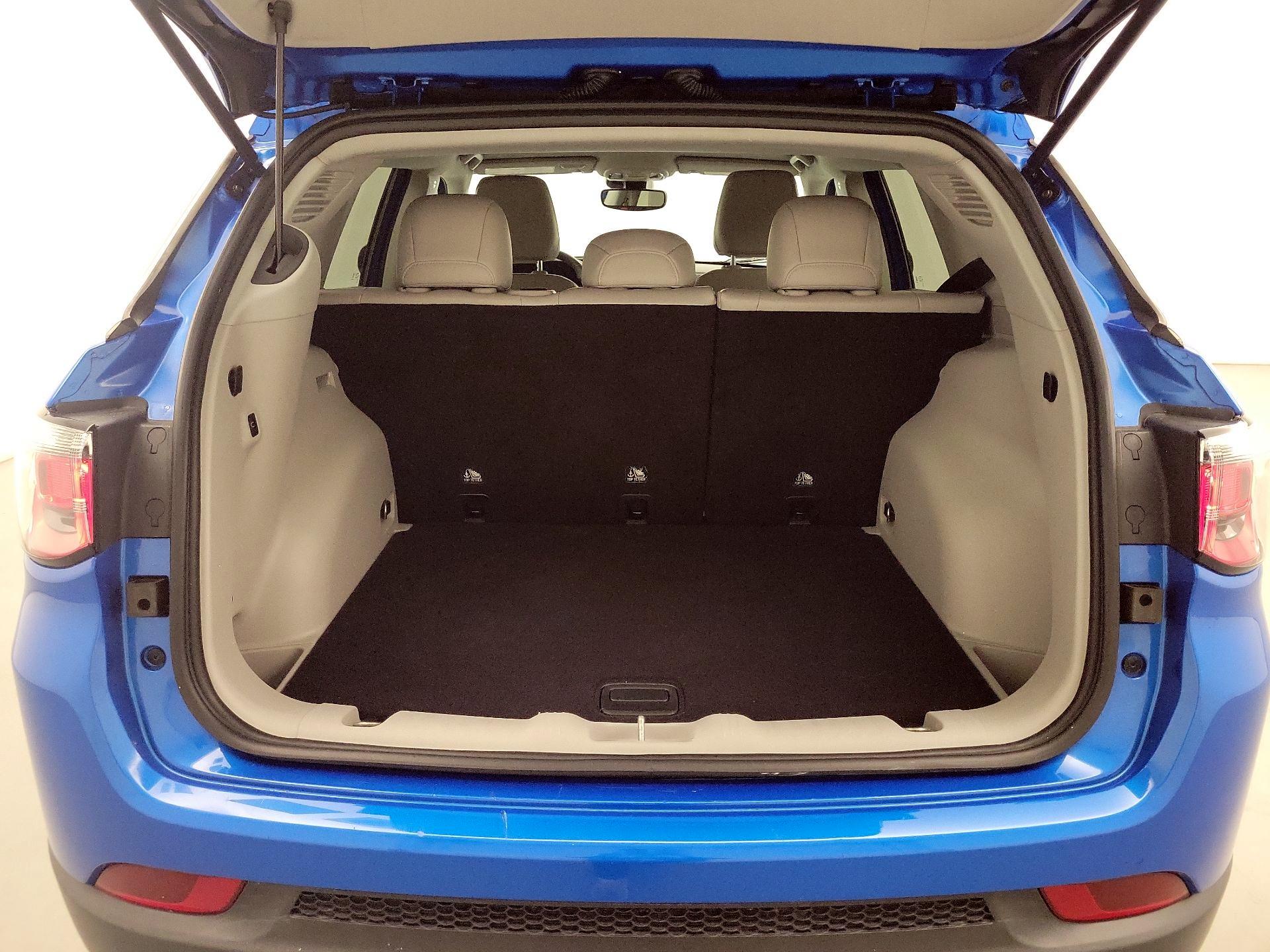 Thumbnail: 2022 Jeep Compass - 18