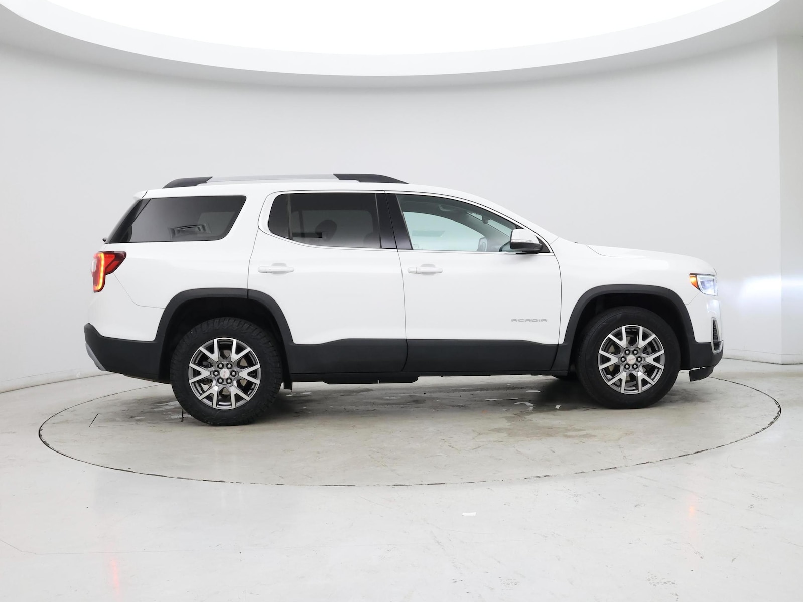 2021 GMC Acadia SLT - Photo 8