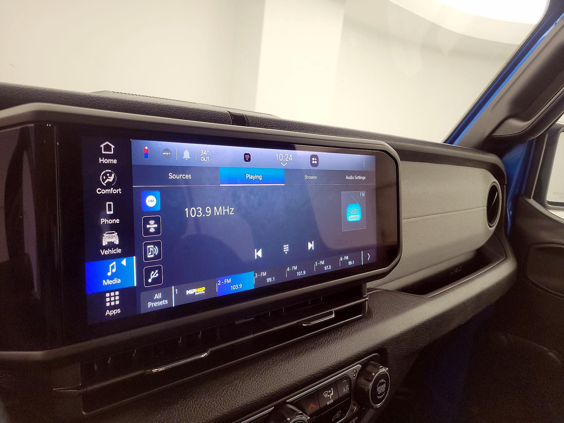 Thumbnail: 2024 Jeep Wrangler - 15