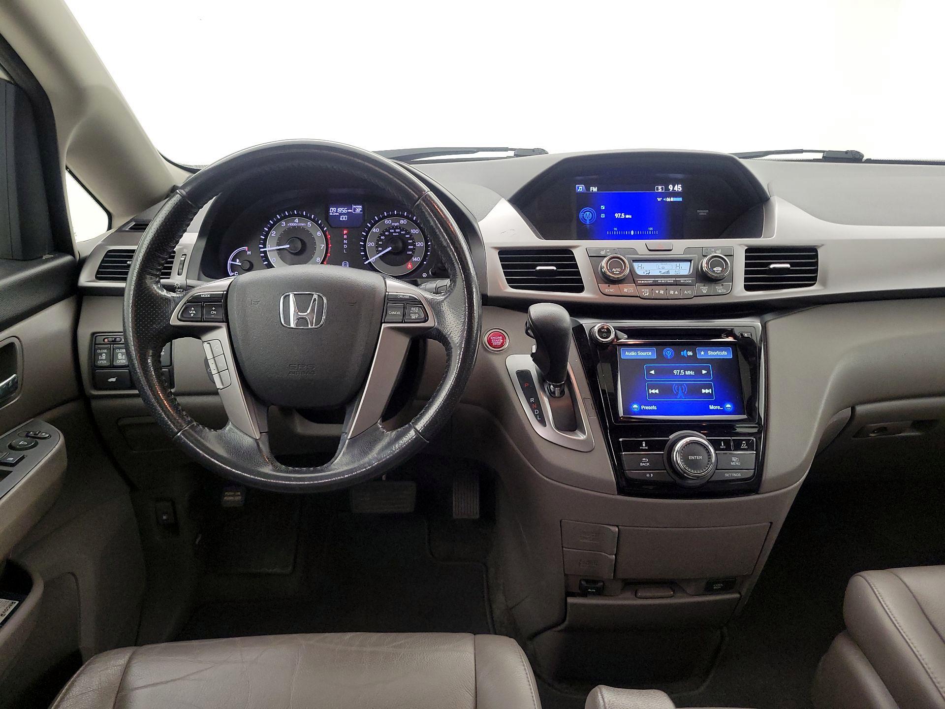 Thumbnail: 2016 Honda Odyssey - 10