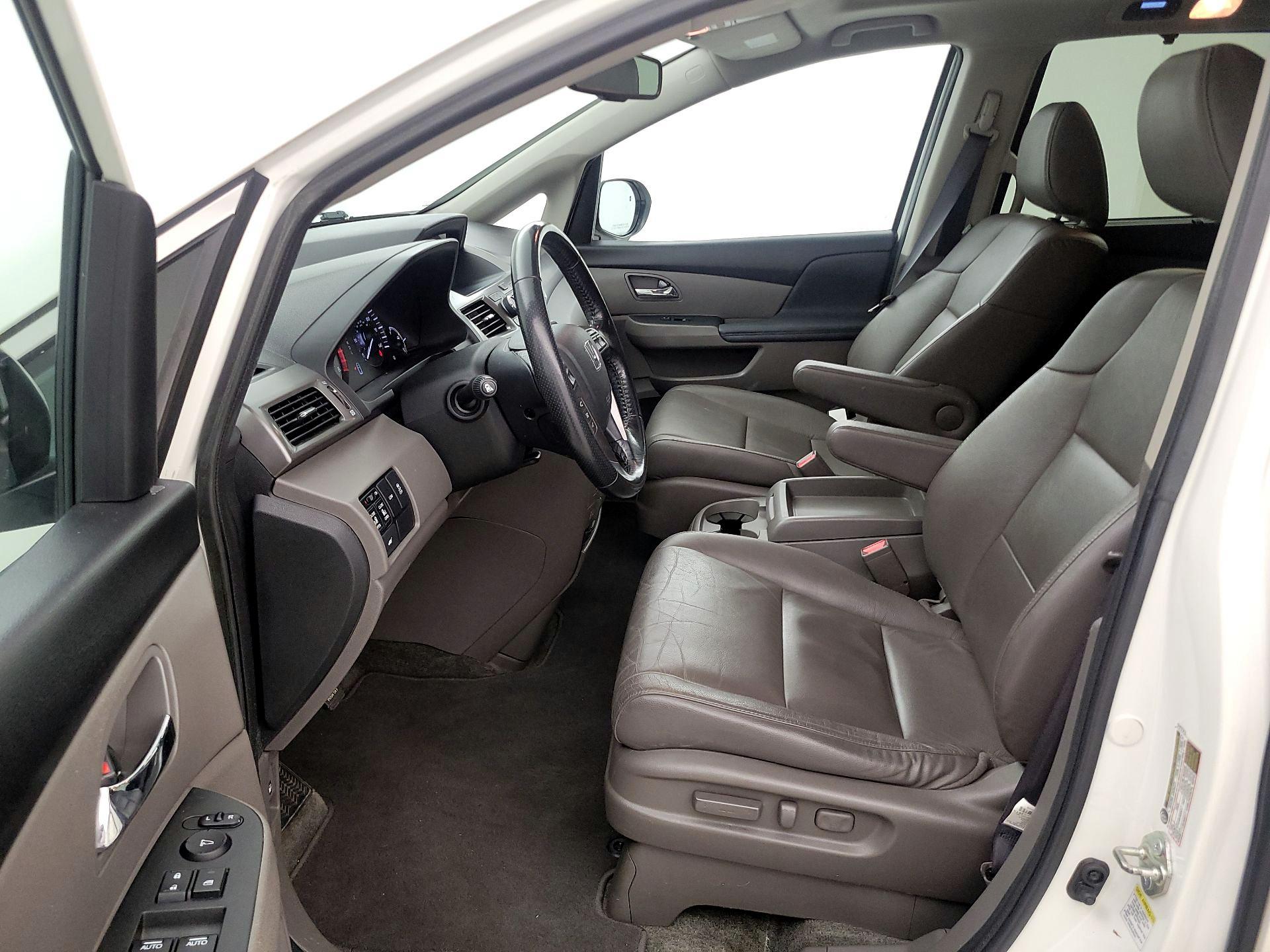 Thumbnail: 2016 Honda Odyssey - 11