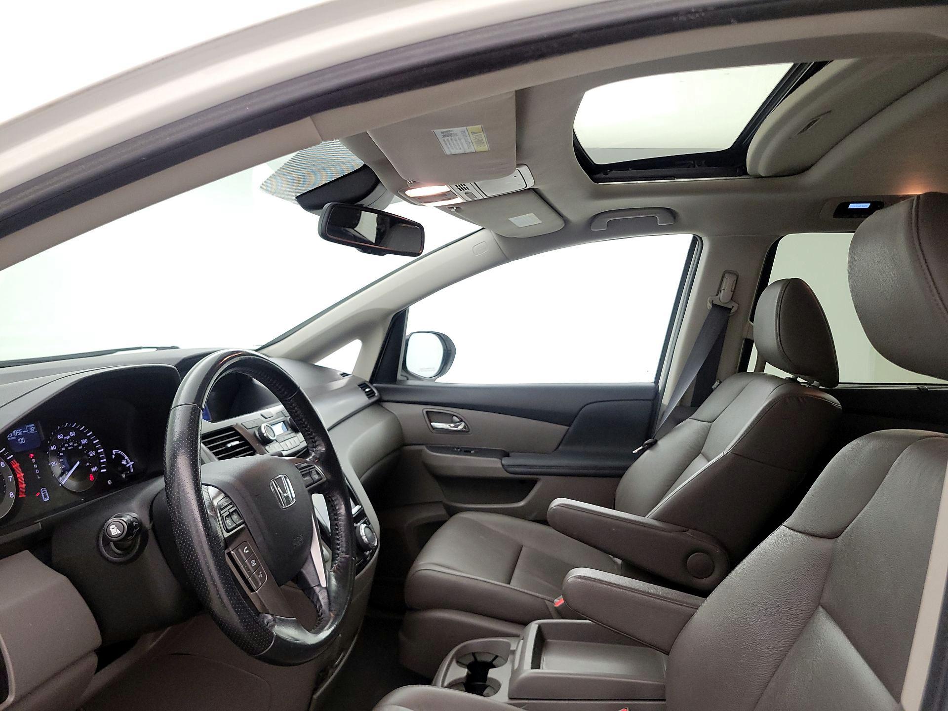 Thumbnail: 2016 Honda Odyssey - 19