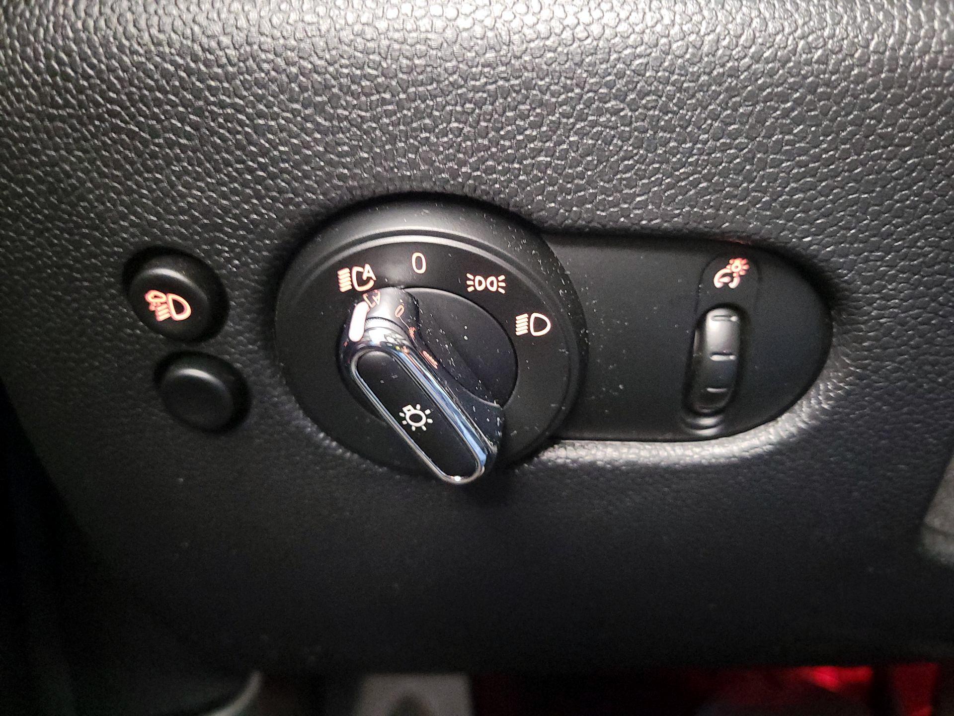 Thumbnail: 2024 MINI Cooper Hardtop - 13