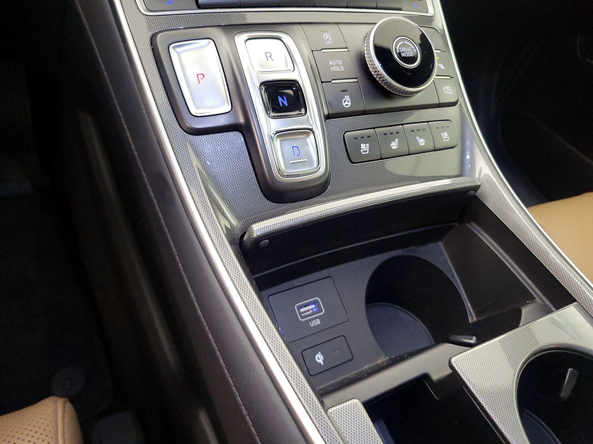 Thumbnail: 2023 Hyundai Santa Fe - 17