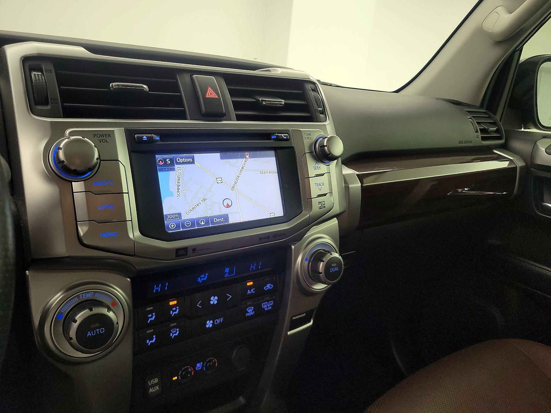 Thumbnail: 2019 Toyota 4Runner - 14