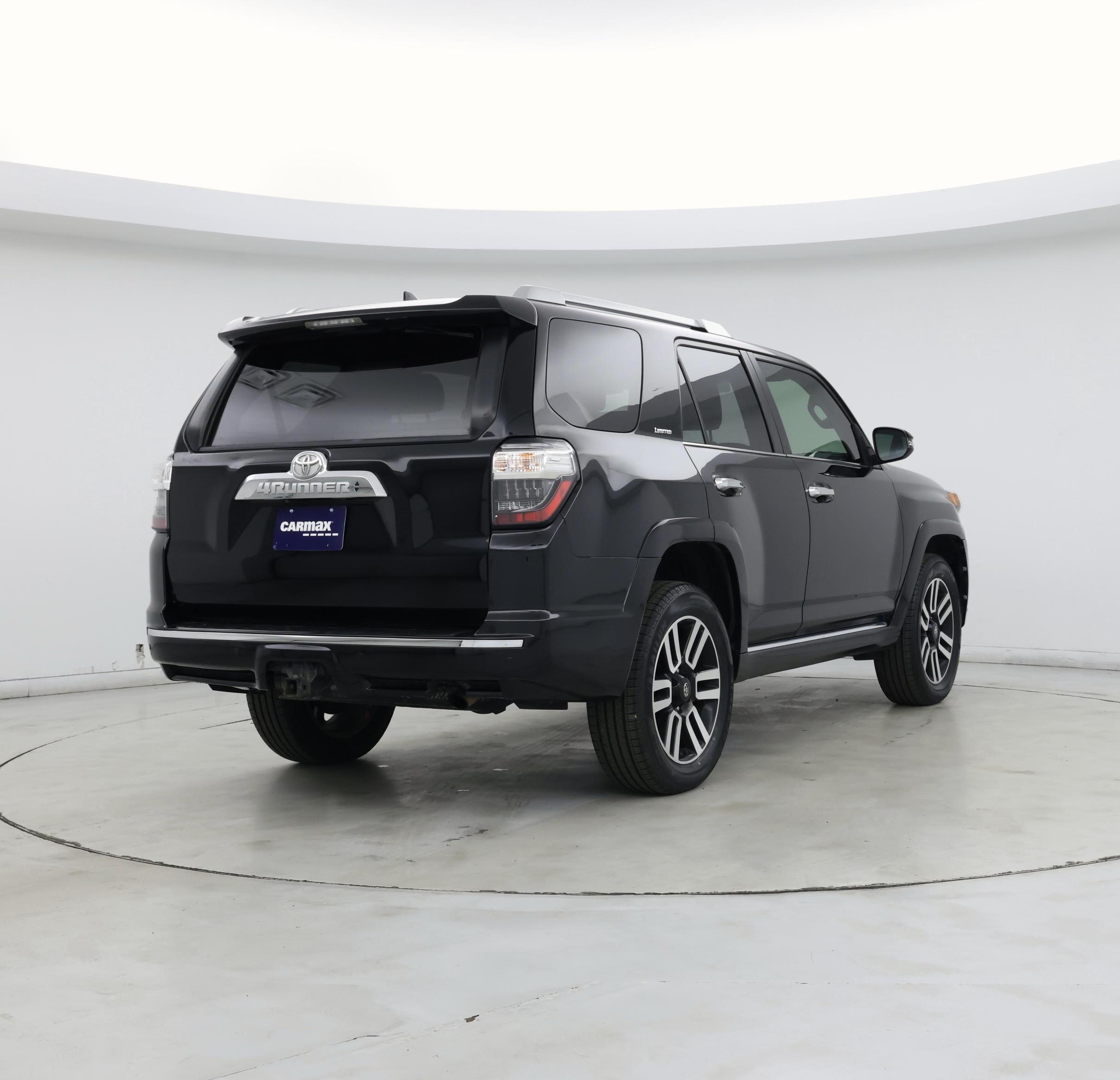 Thumbnail: 2019 Toyota 4Runner - 8