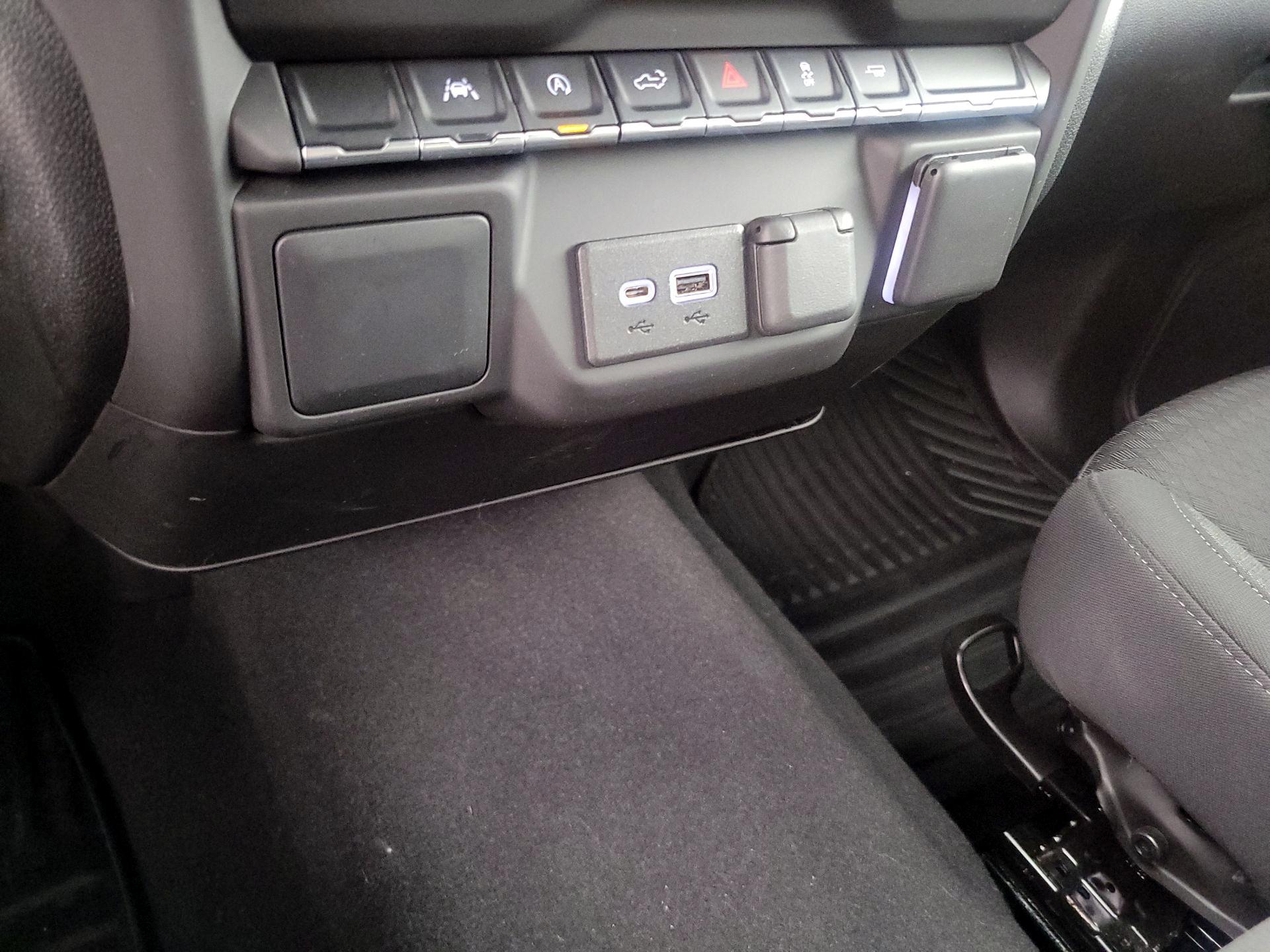 Thumbnail: 2023 Chevrolet Silverado 1500 - 18