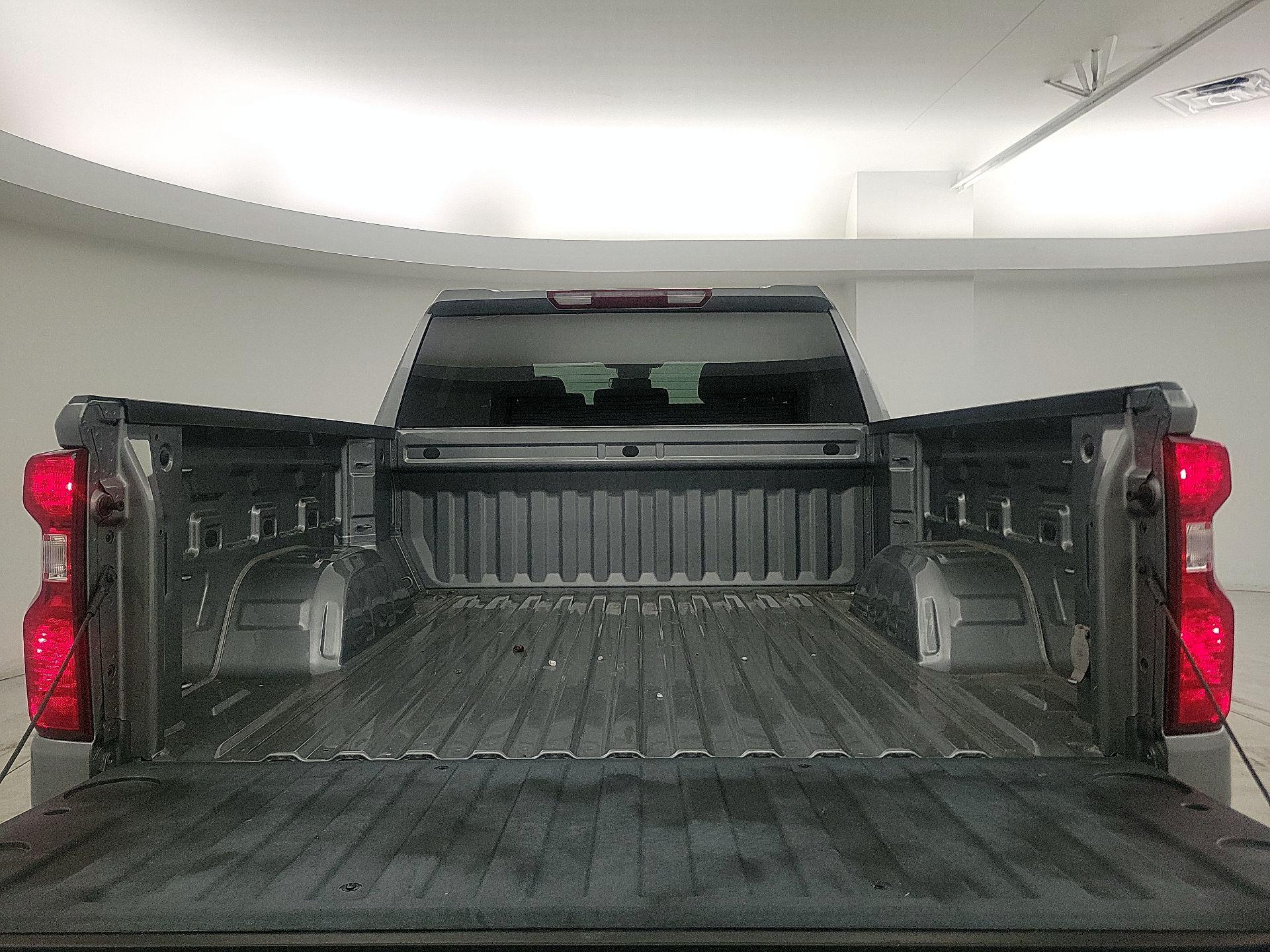 Thumbnail: 2023 Chevrolet Silverado 1500 - 20