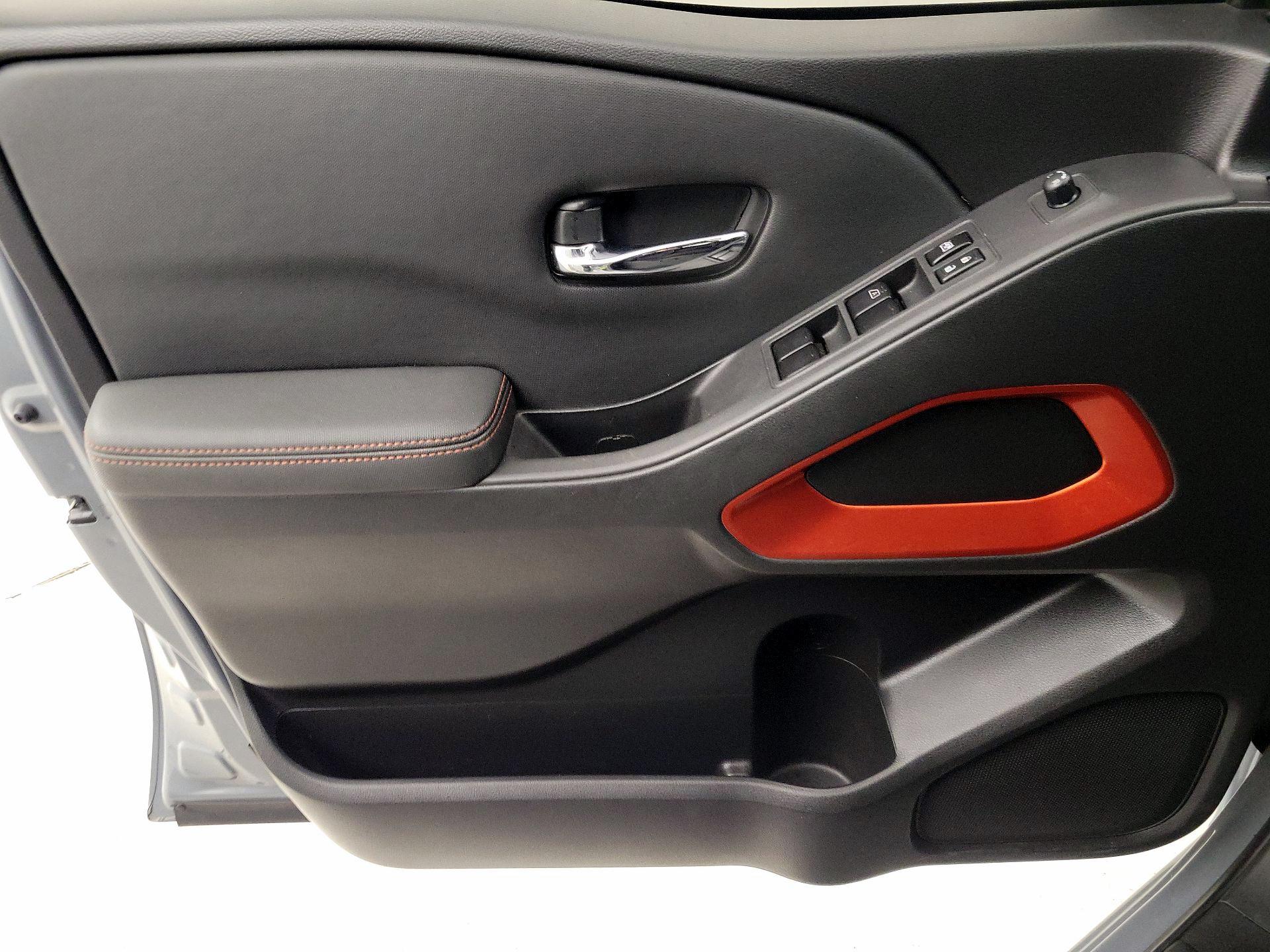 Thumbnail: 2022 Nissan Frontier - 12