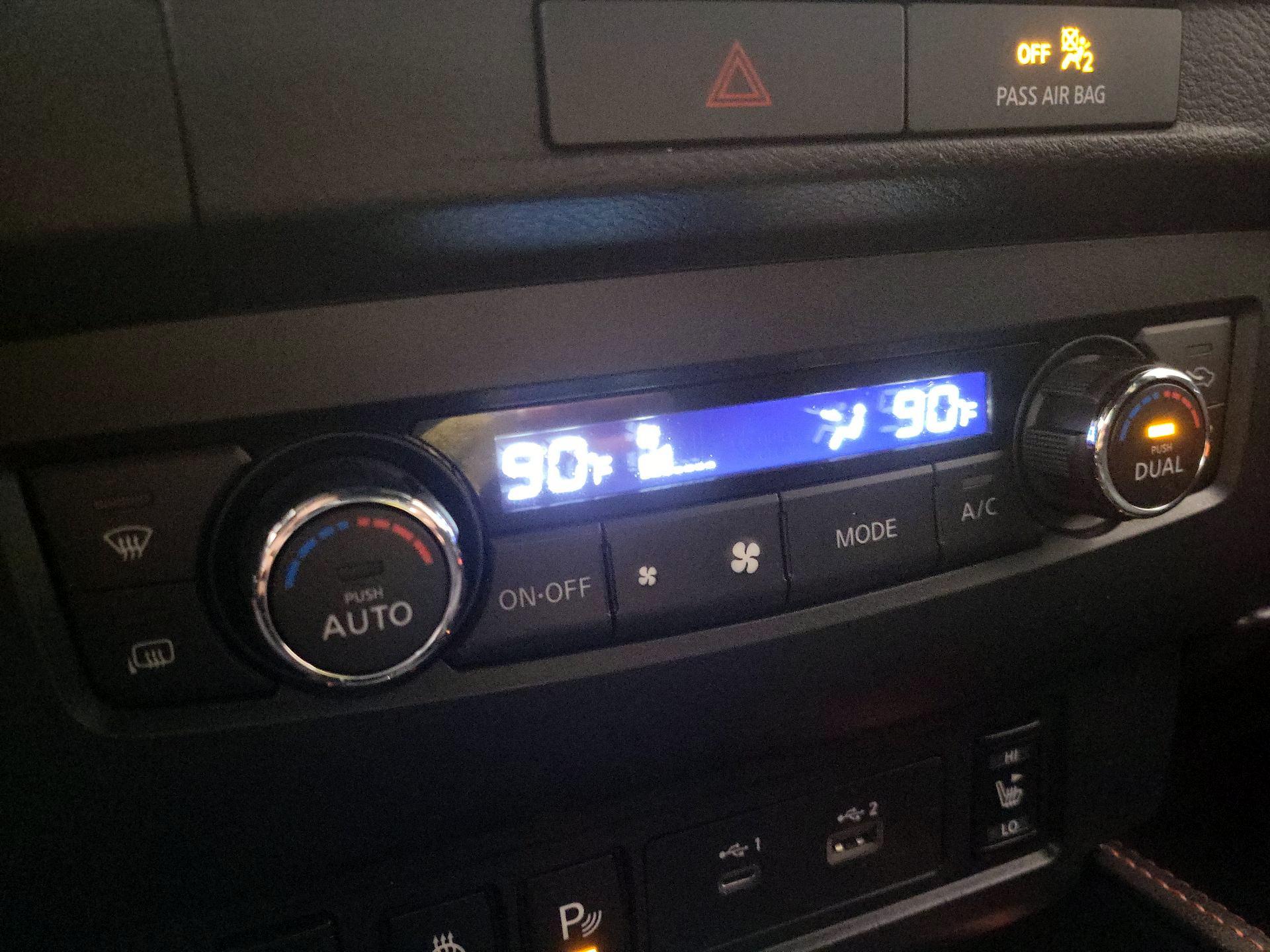 Thumbnail: 2022 Nissan Frontier - 17