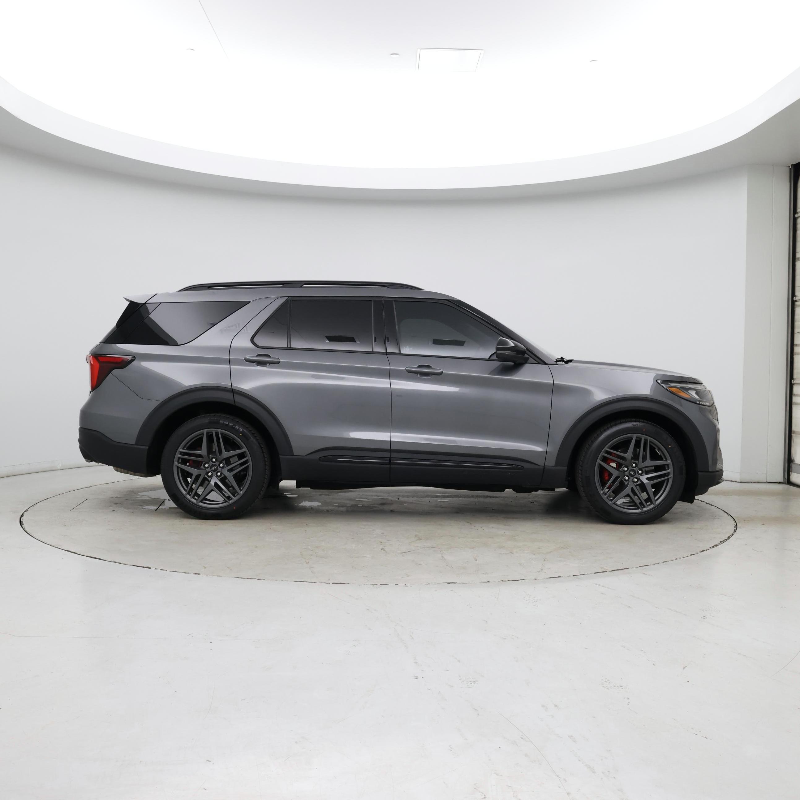 Thumbnail: 2025 Ford Explorer - 7