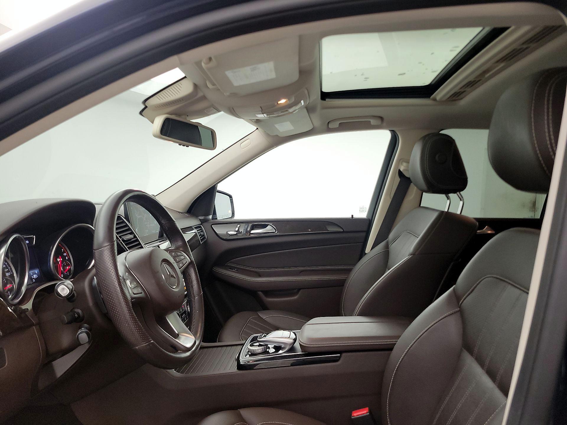 Thumbnail: 2018 Mercedes-Benz GLE - 20