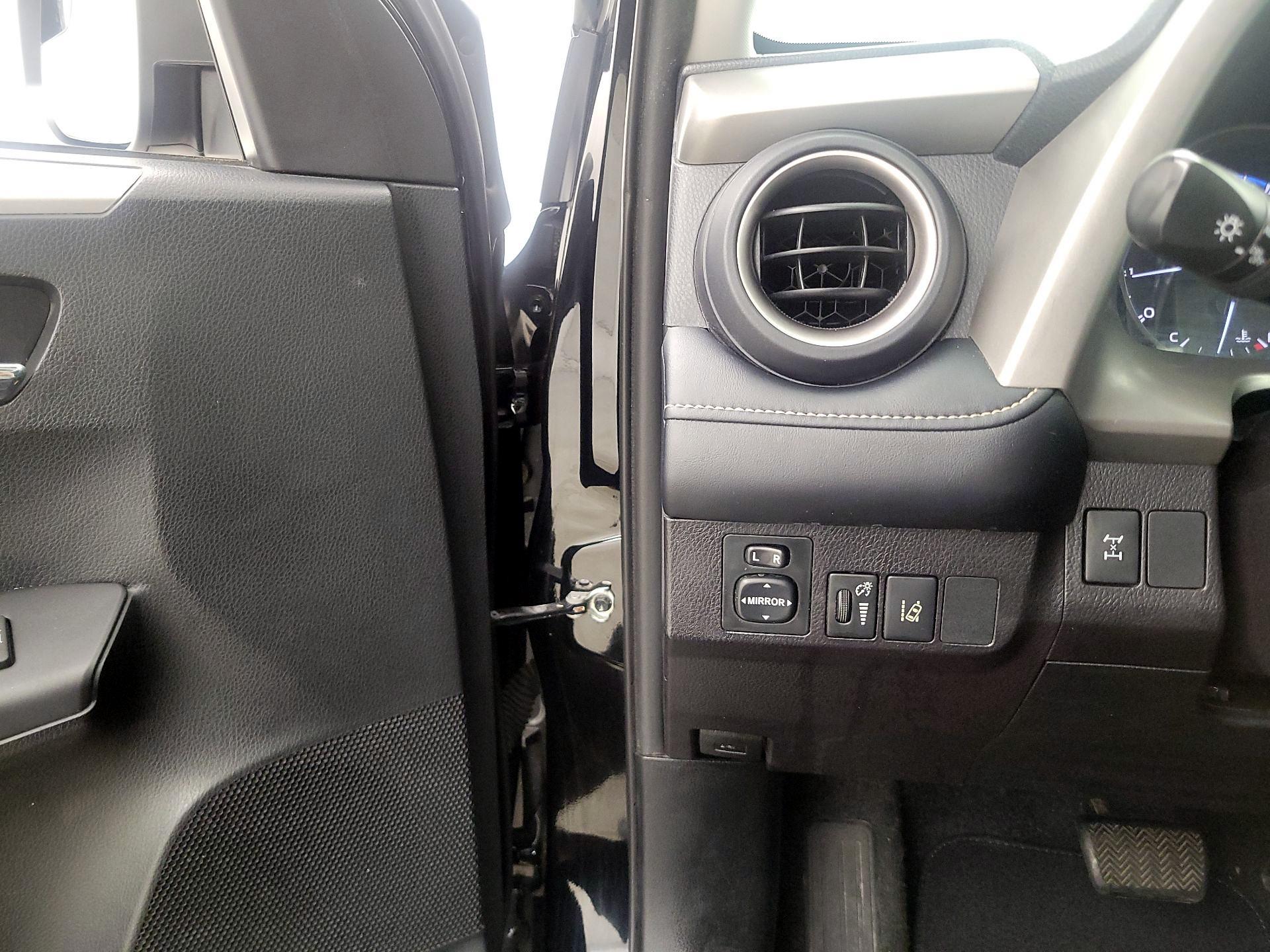 Thumbnail: 2017 Toyota RAV4 - 13