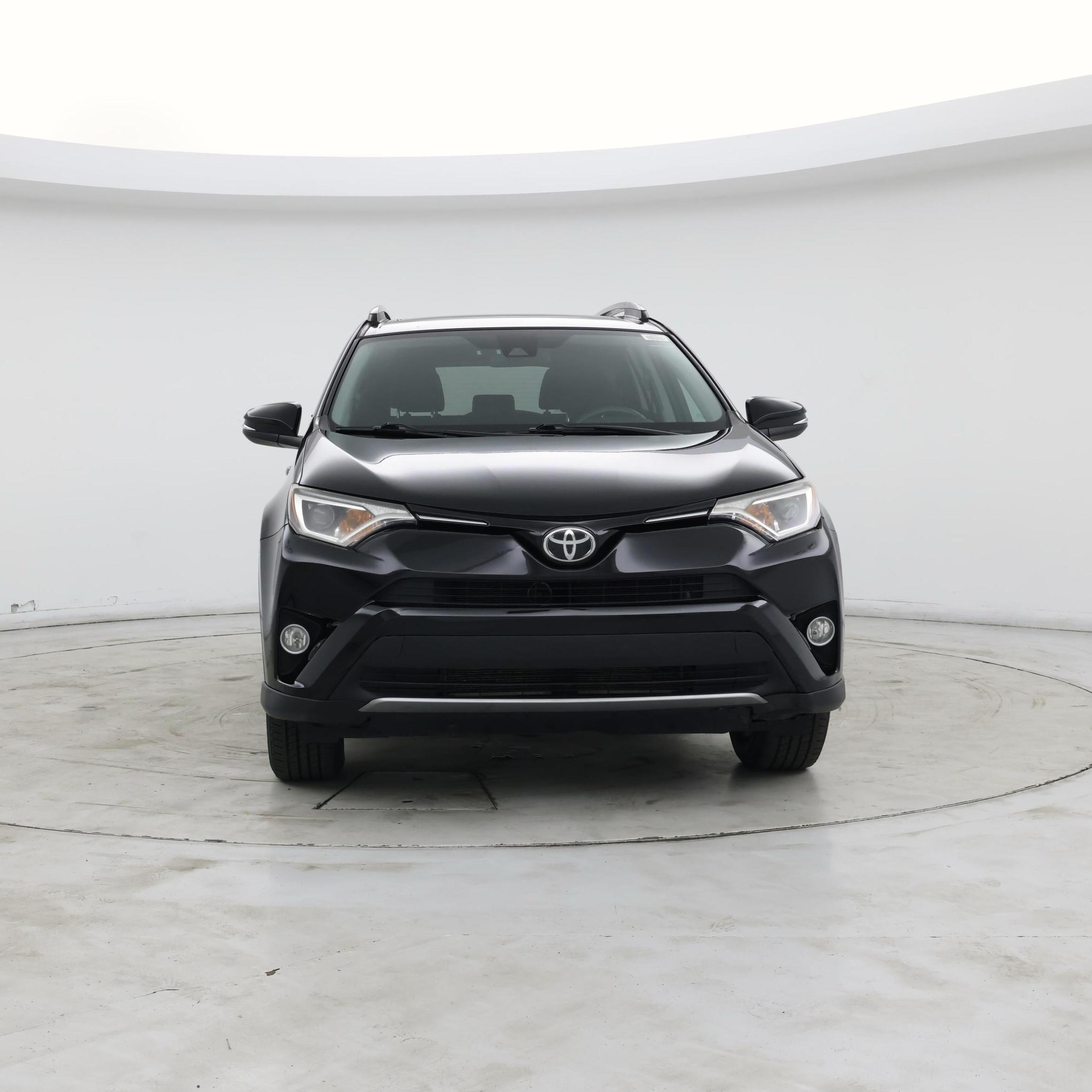 Thumbnail: 2017 Toyota RAV4 - 5