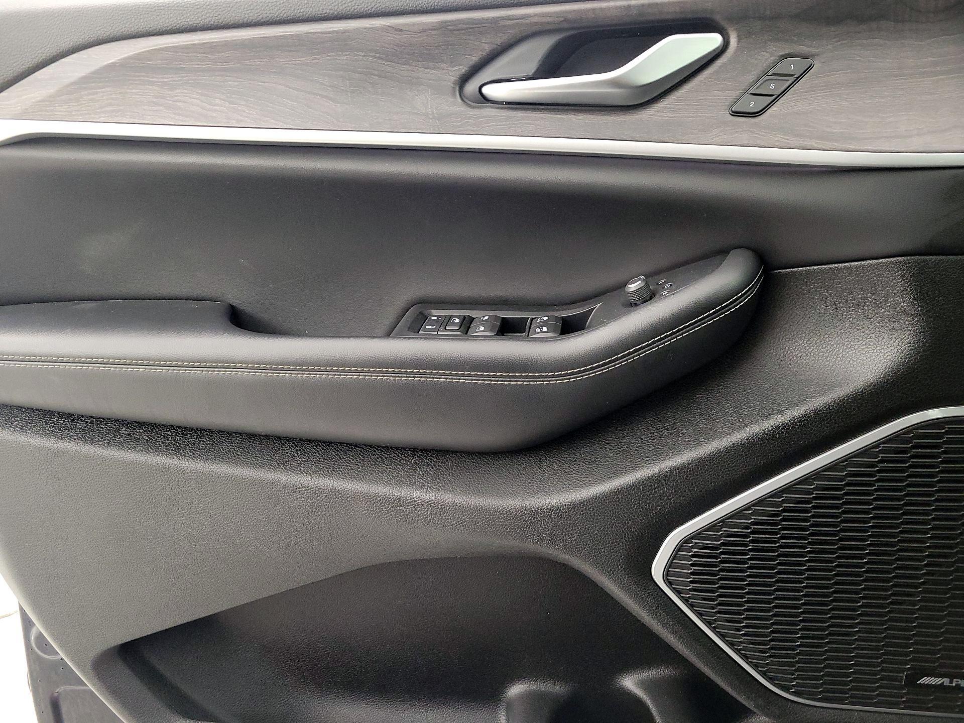 Thumbnail: 2023 Jeep Grand Cherokee - 12