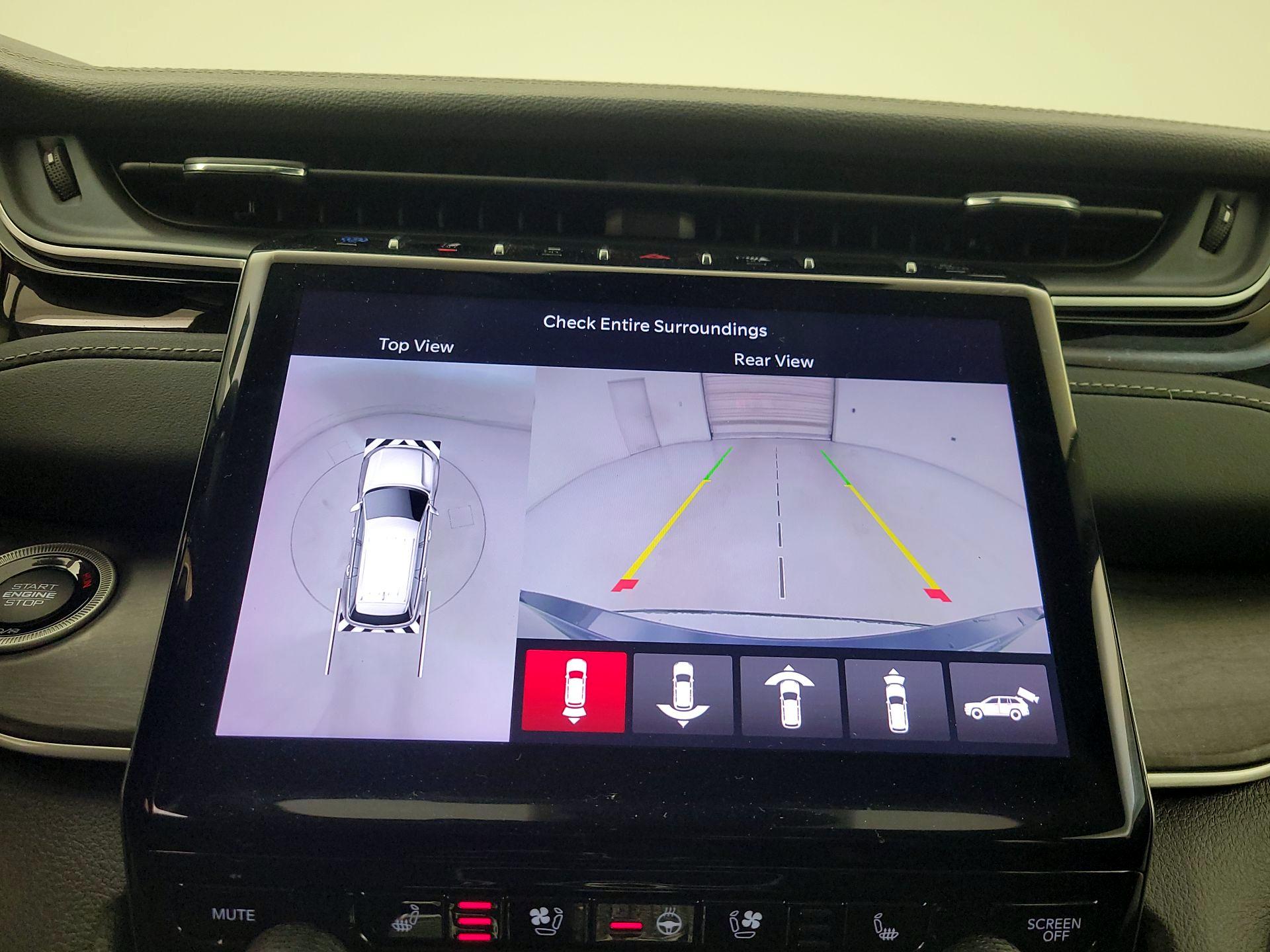 Thumbnail: 2023 Jeep Grand Cherokee - 15