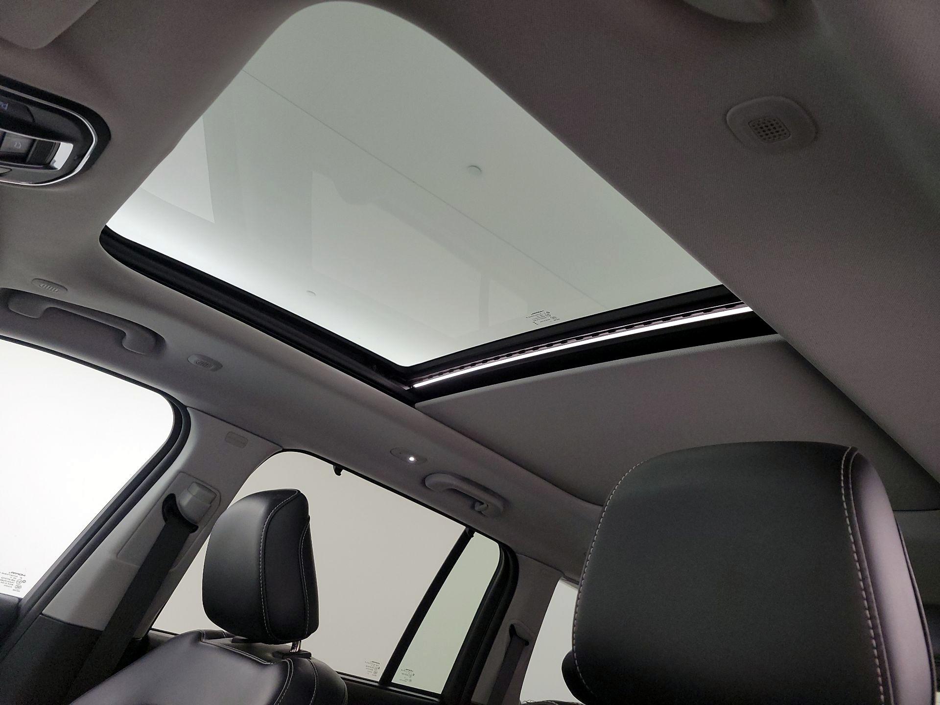 Thumbnail: 2023 Jeep Grand Cherokee - 20