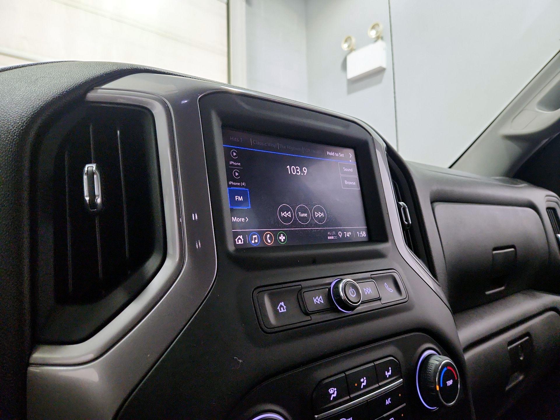 Thumbnail: 2022 Chevrolet Silverado 1500 - 15