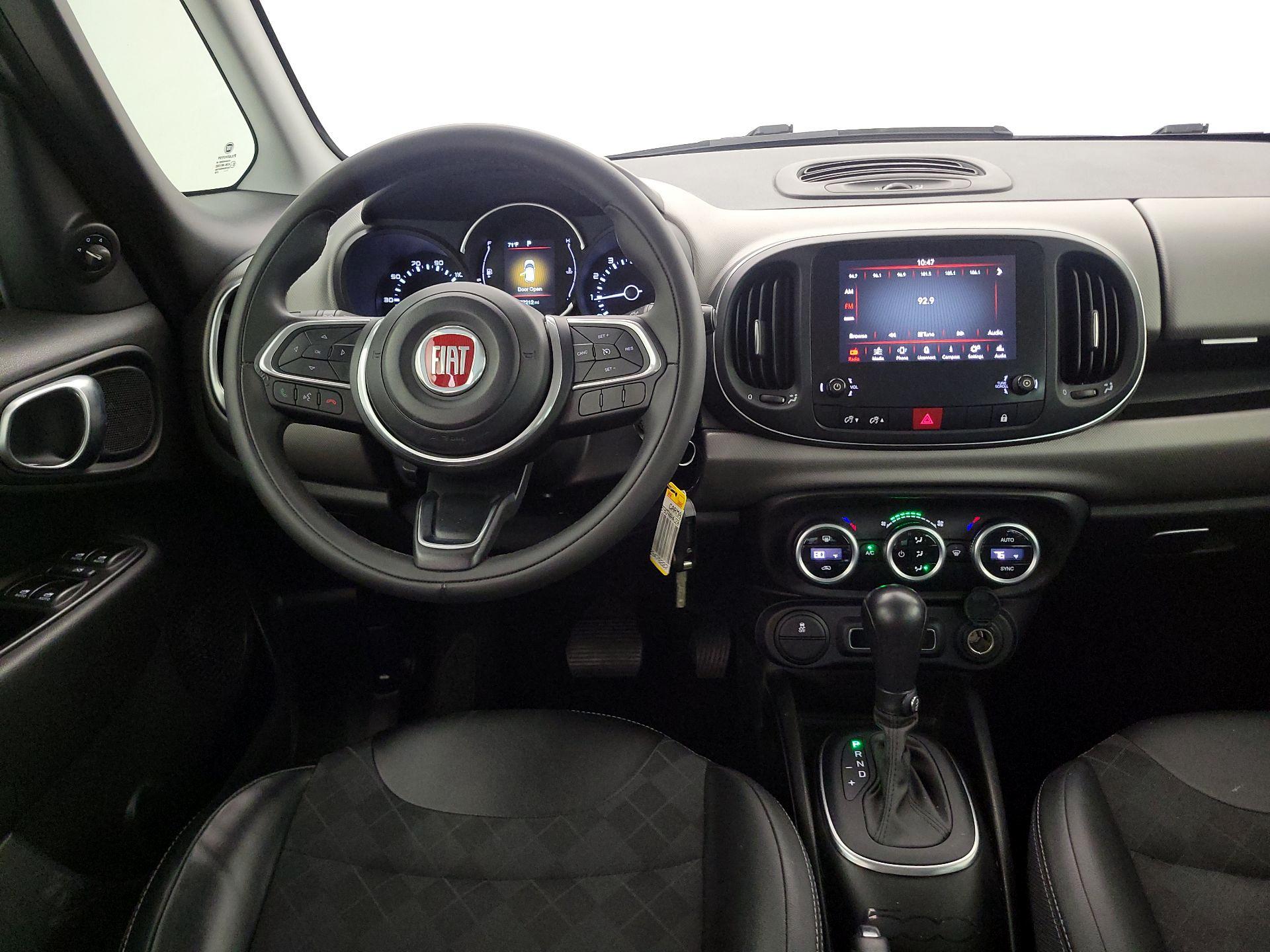 Thumbnail: 2018 Fiat 500L - 10