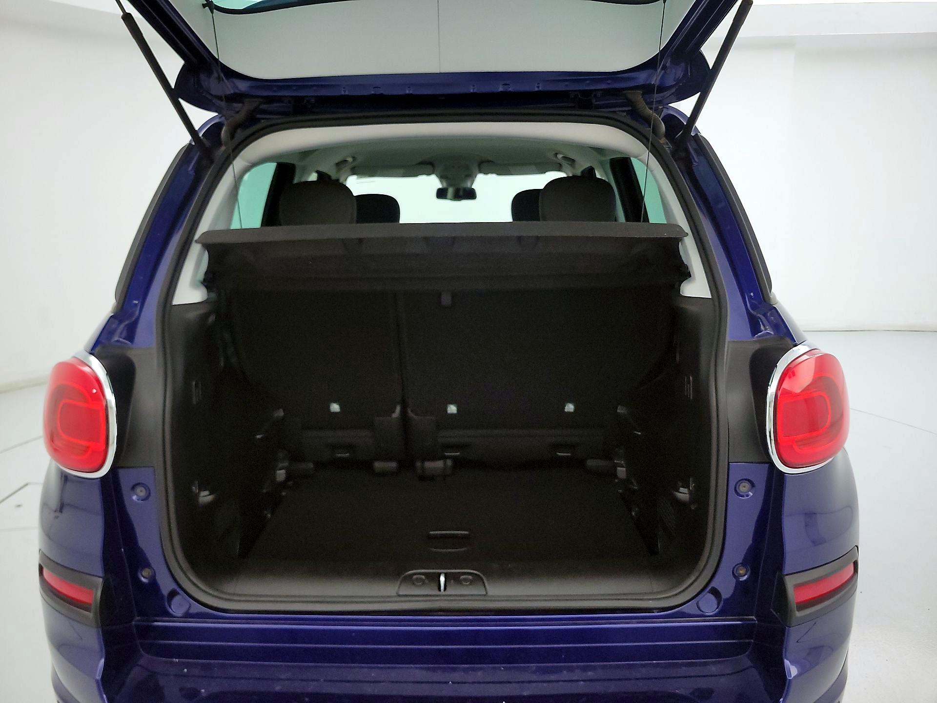 Thumbnail: 2018 Fiat 500L - 19