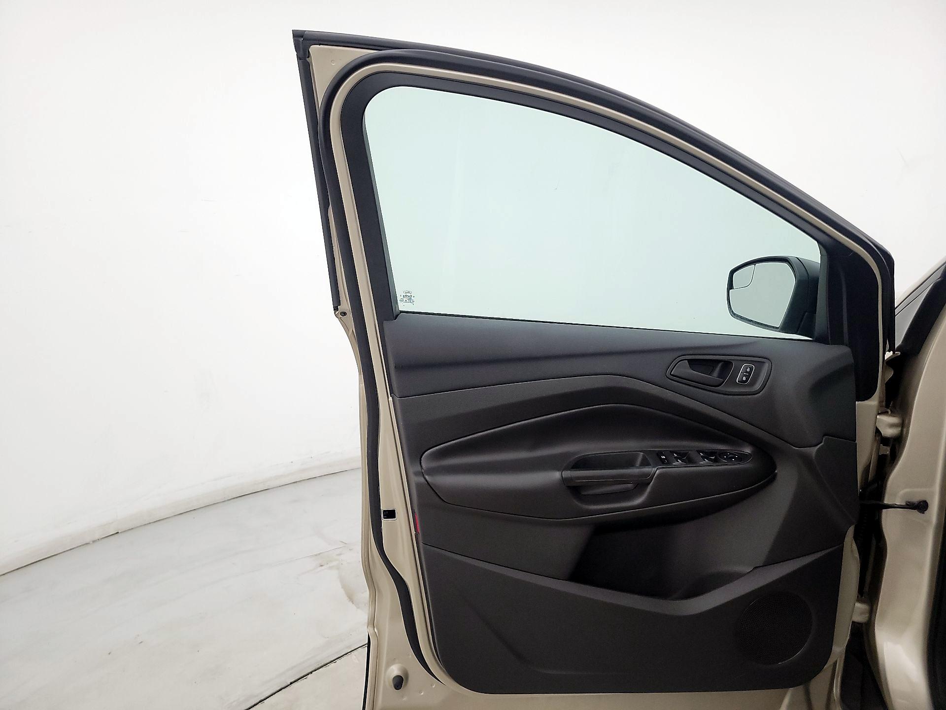 Thumbnail: 2017 Ford Escape - 12